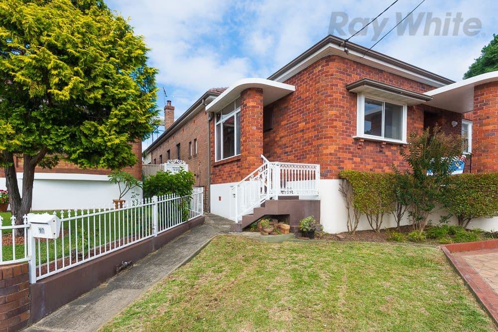 10 Gala Avenue, Croydon - Image 1