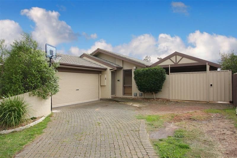 6 Golden Grove, MILL PARK VIC 3082, Mill Park - Thumbnail 2