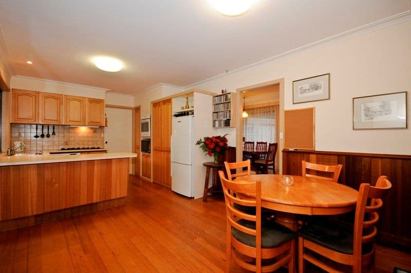 42 BELLARA Drive, MOOROOLBARK VIC 3138, Mooroolbark - Thumbnail 5