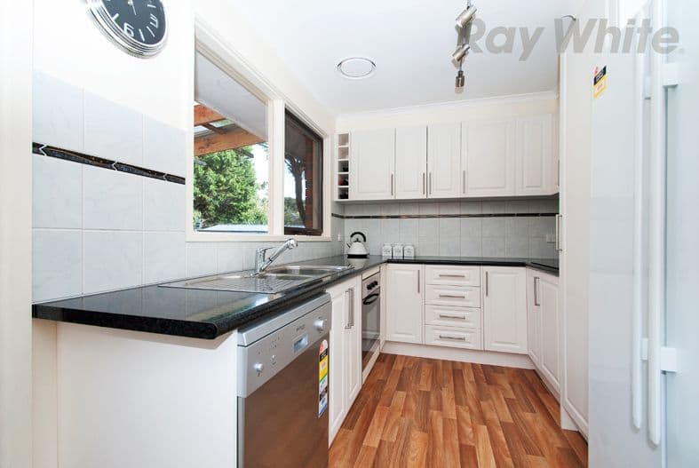 14 Anthony Dv, CHIRNSIDE PARK VIC 3116, Chirnside Park - Thumbnail 2