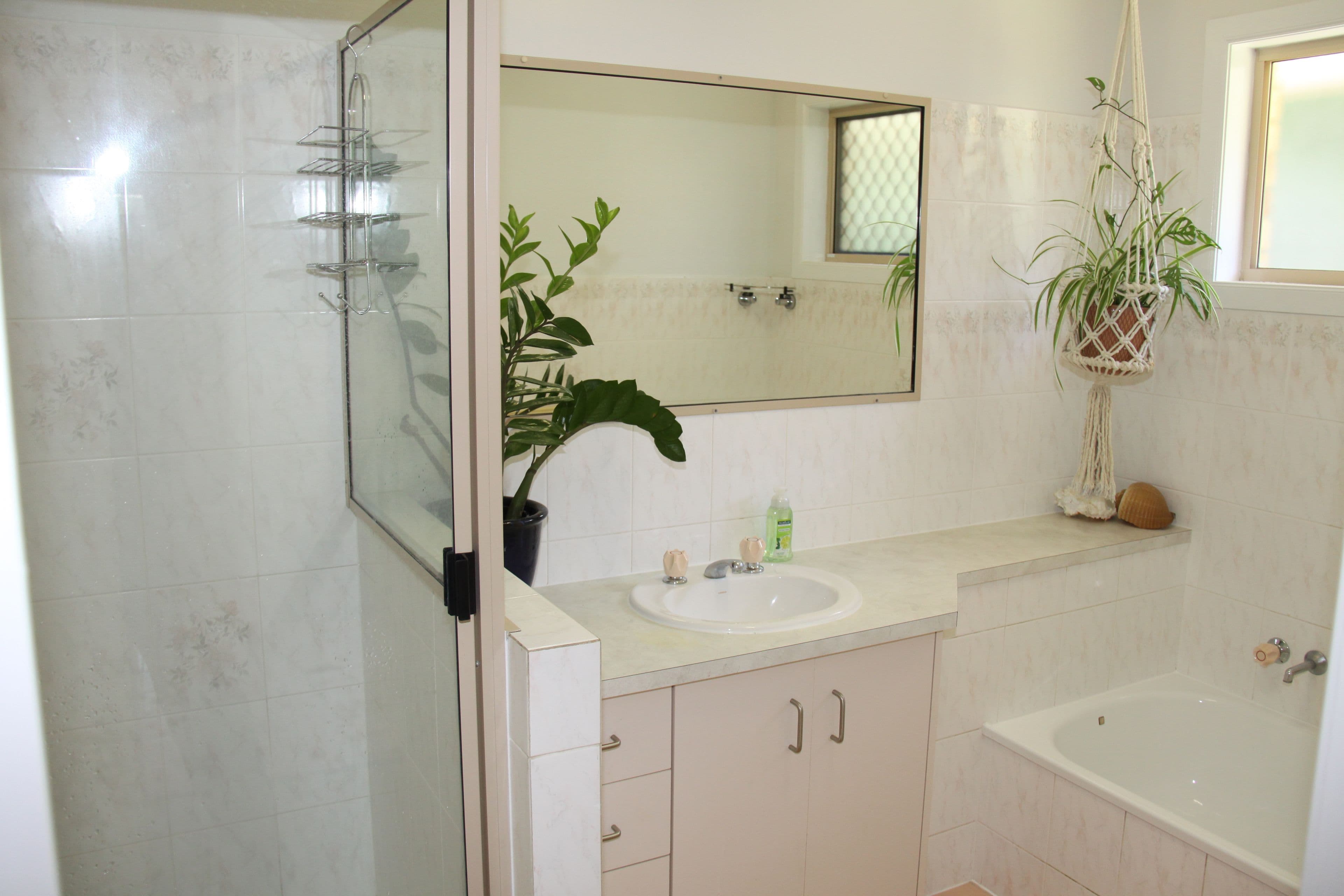 11 Keating Street, Tannum Sands QLD 4680, Tannum Sands - Thumbnail 7
