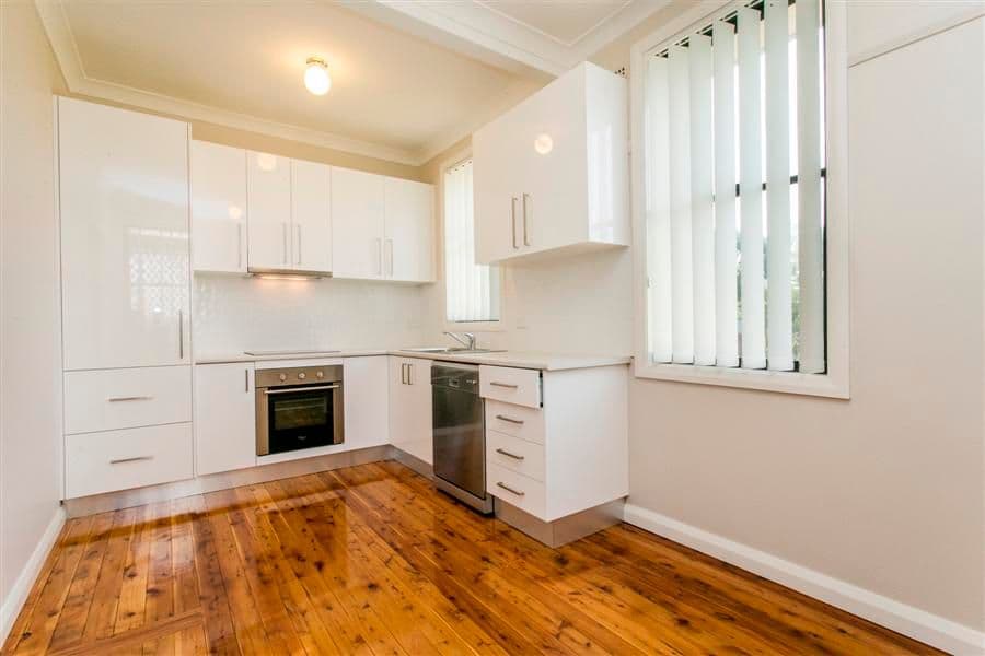 4 Yarra Street, NORTH ST MARYS NSW 2760, North St Marys - Thumbnail 4