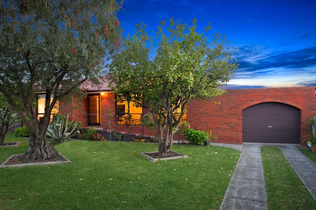 10 Casey Court, Clarinda VIC 3169, Clarinda - Thumbnail 2