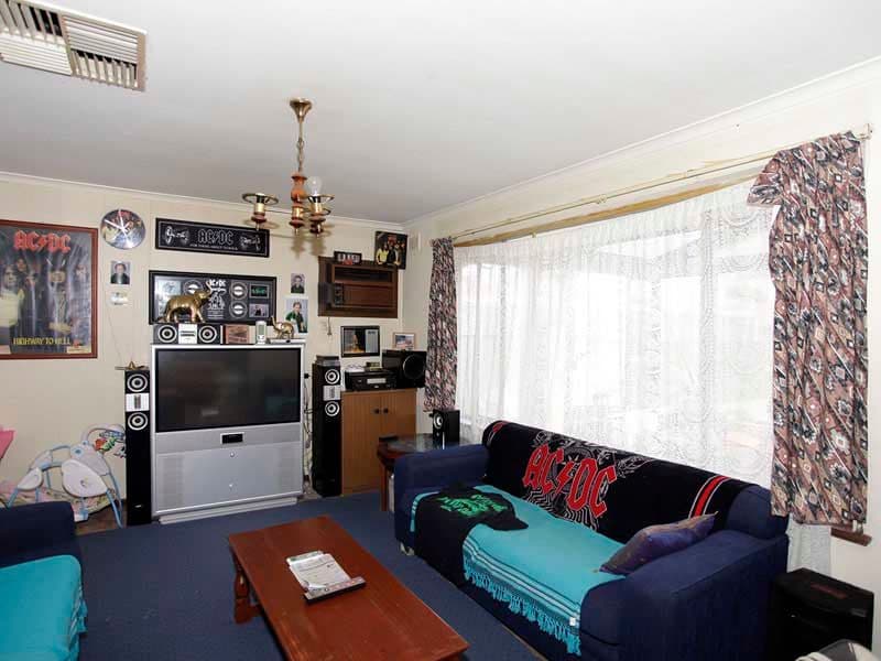 26 Beacon Crescent, SEAFORD SA 5169, Seaford - Thumbnail 2