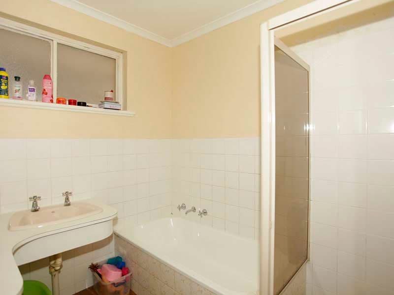 26 Beacon Crescent, SEAFORD SA 5169, Seaford - Thumbnail 5