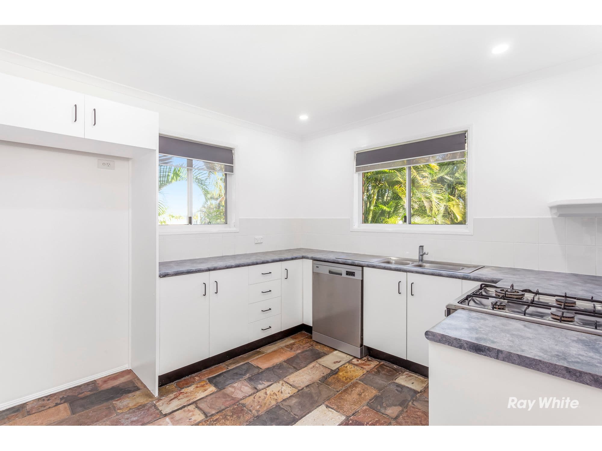 13 Horrie Twiner Street, Keppel Sands QLD 4702, Keppel Sands - Thumbnail 6