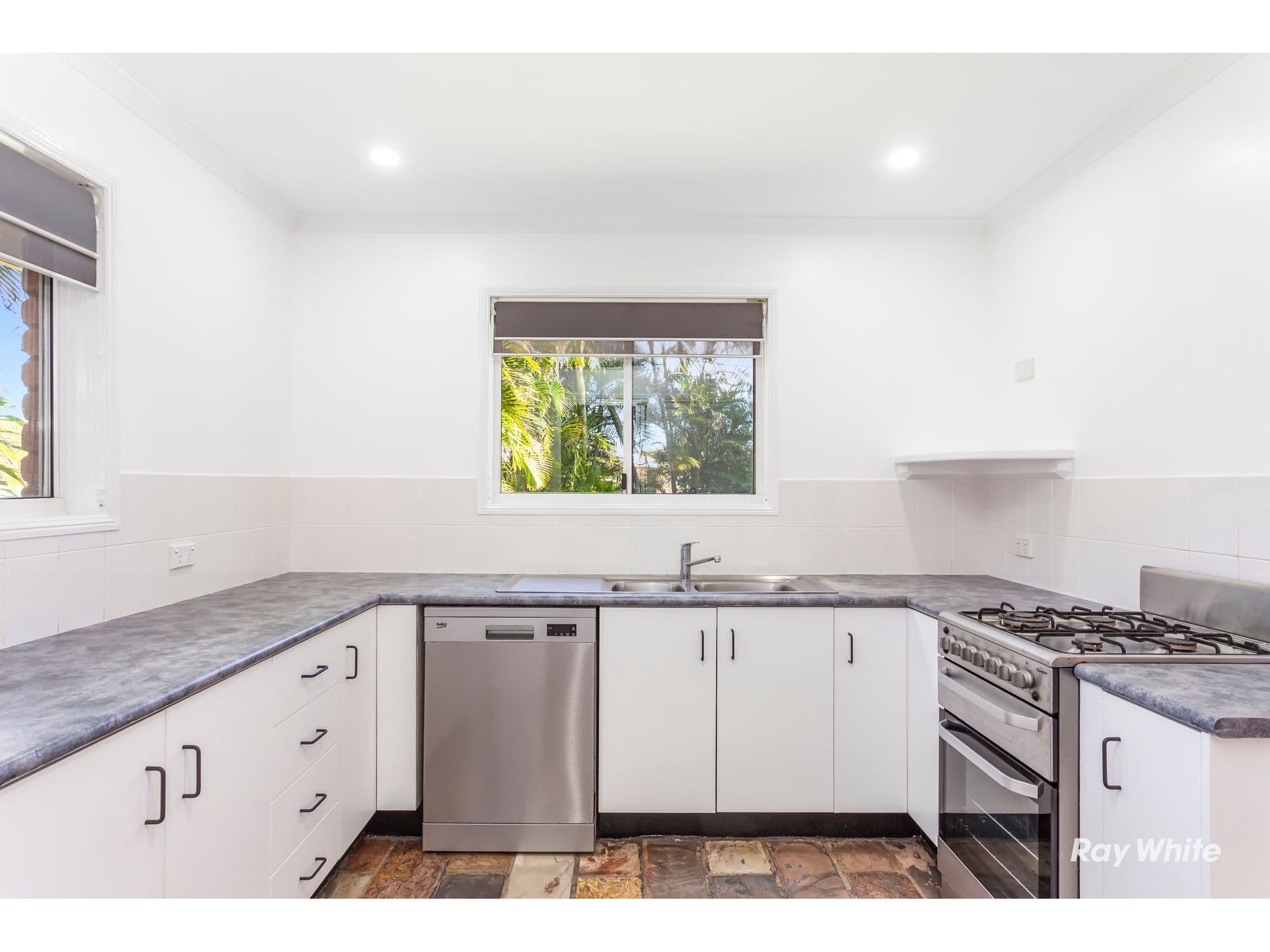 13 Horrie Twiner Street, Keppel Sands QLD 4702, Keppel Sands - Thumbnail 7