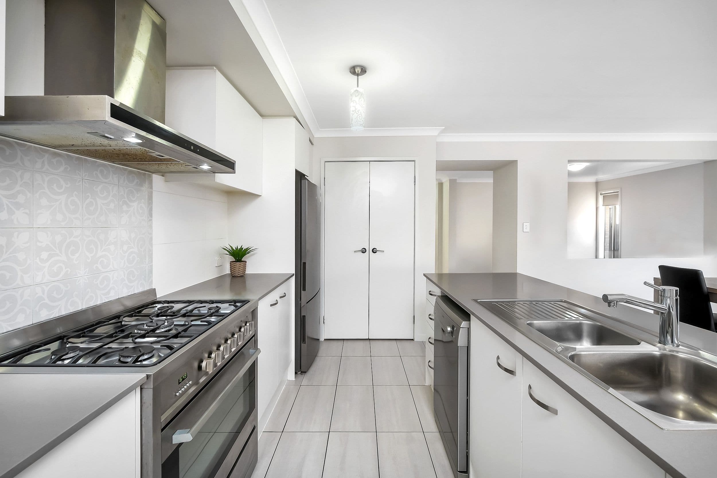 6 Norwood Avenue, Hamlyn Terrace NSW 2259, Hamlyn Terrace - Thumbnail 4