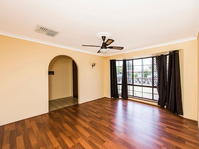 32 Frome Way, Cooloongup WA 6168, Cooloongup - Thumbnail 3