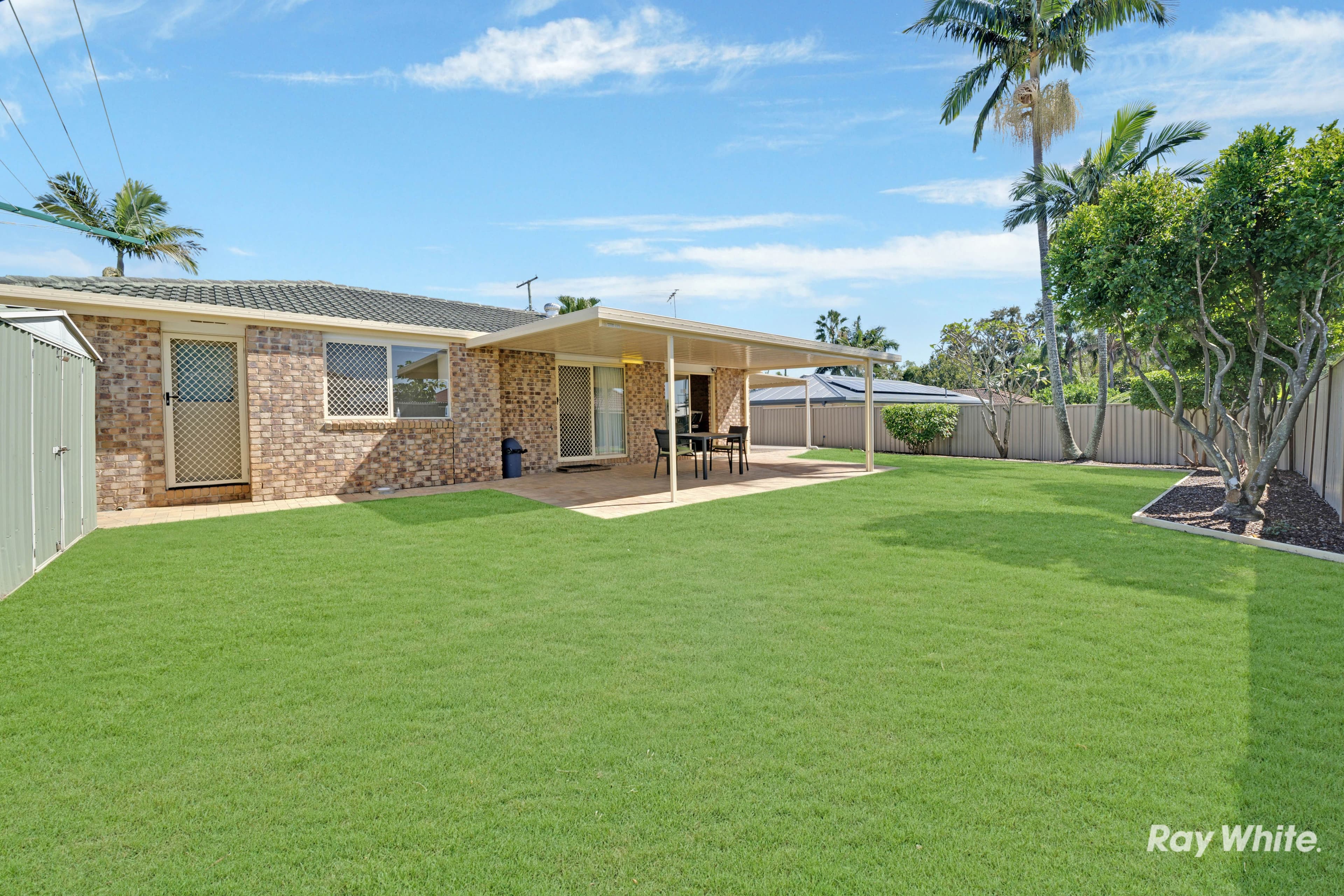 24A Stapley Cres, Altona North - Thumbnail 2