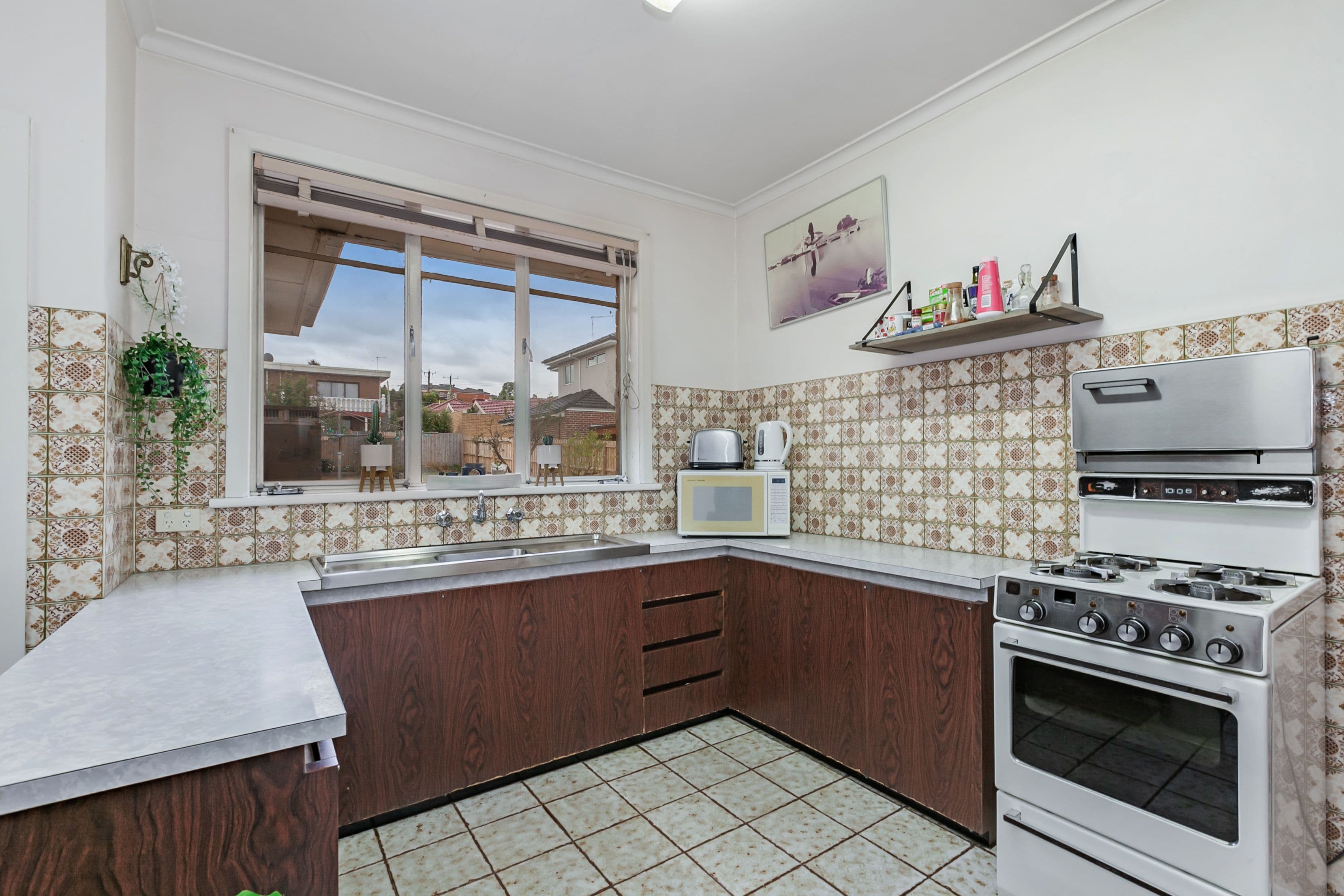 64 Rathcown Road, Reservoir VIC 3073, Reservoir - Thumbnail 3