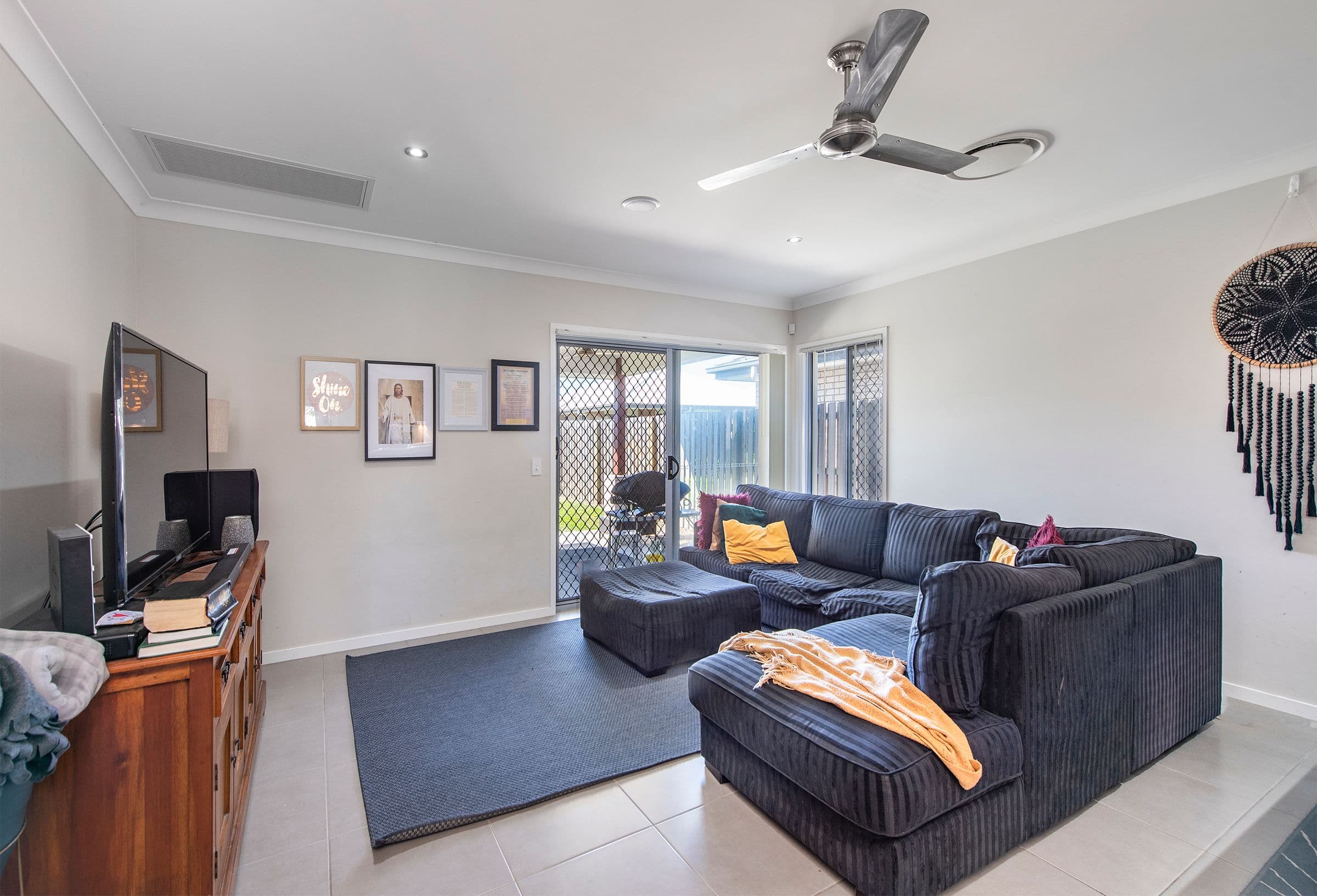 6 Tanzanite Avenue, Logan Reserve QLD 4133, Logan Reserve - Thumbnail 6