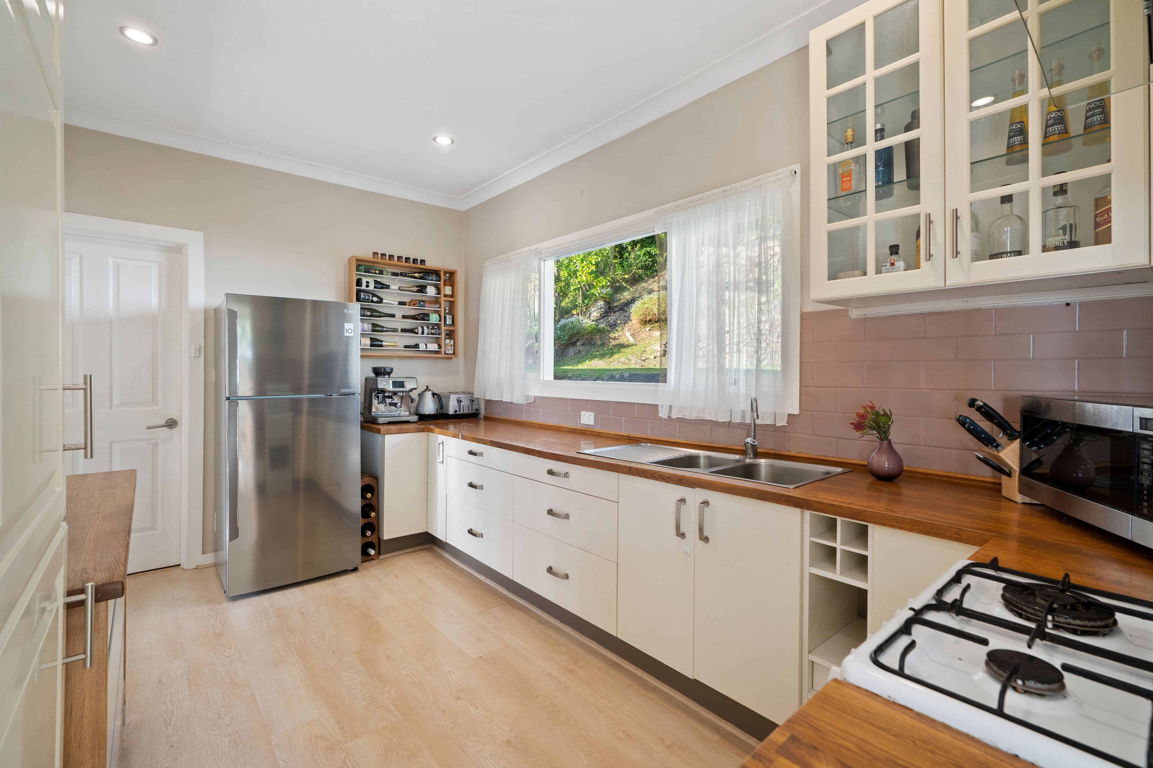 12 Olivette Avenue, Upper Ferntree Gully VIC 3156, Upper Ferntree Gully - Thumbnail 2