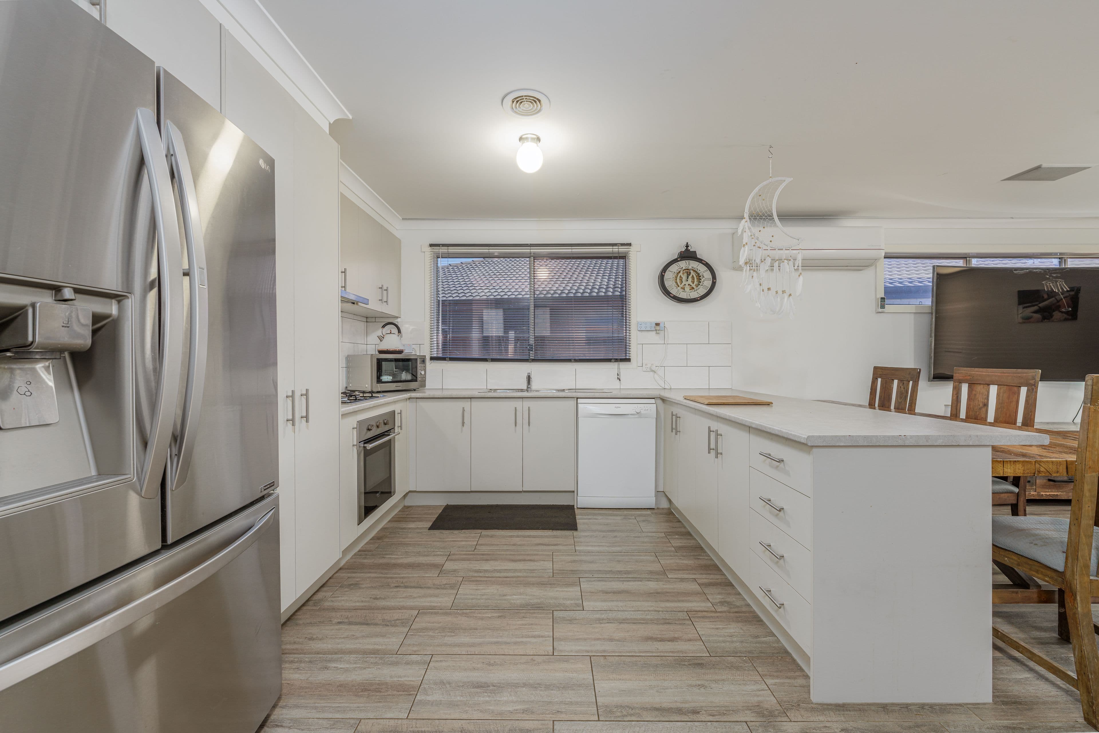 7 Genevieve Circuit, Cranbourne East VIC 3977, Cranbourne East - Thumbnail 3