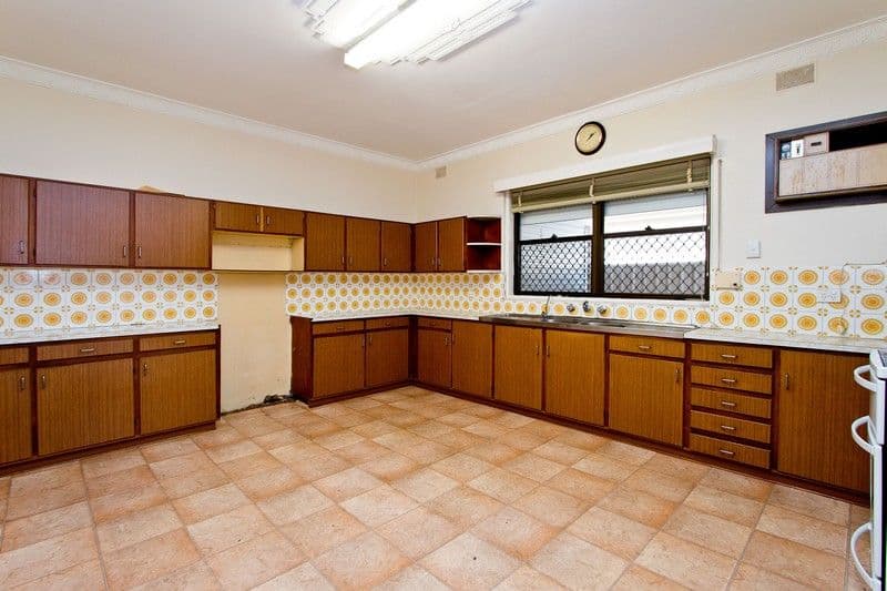 11 Branwhite Street, FINDON SA 5023, Findon - Thumbnail 2