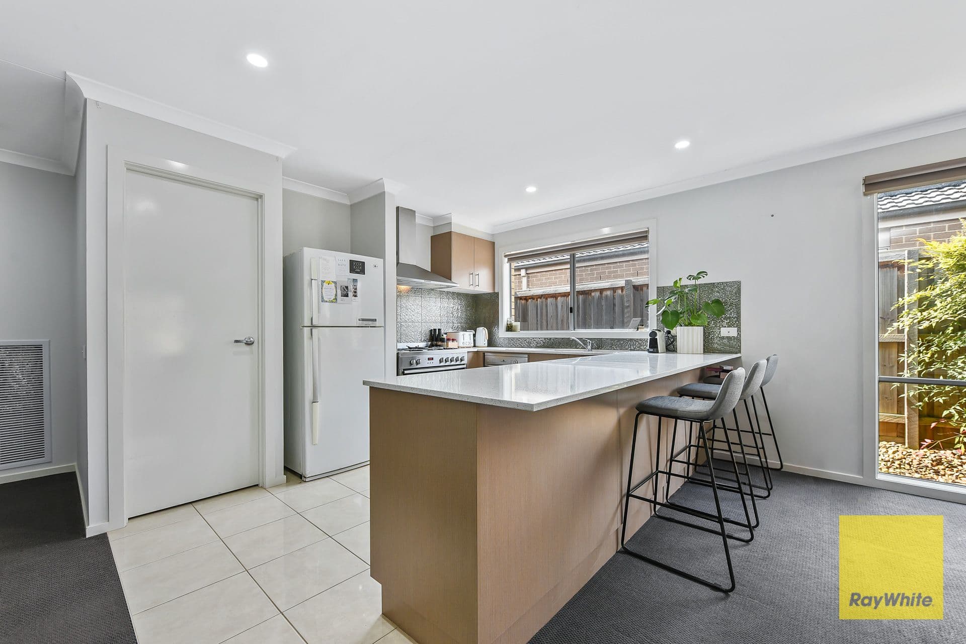 4 Satsuma Avenue, Berwick VIC 3806, Berwick - Thumbnail 4