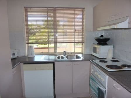 2043 Wynnum Road, WYNNUM WEST QLD 4178, Wynnum West - Thumbnail 2