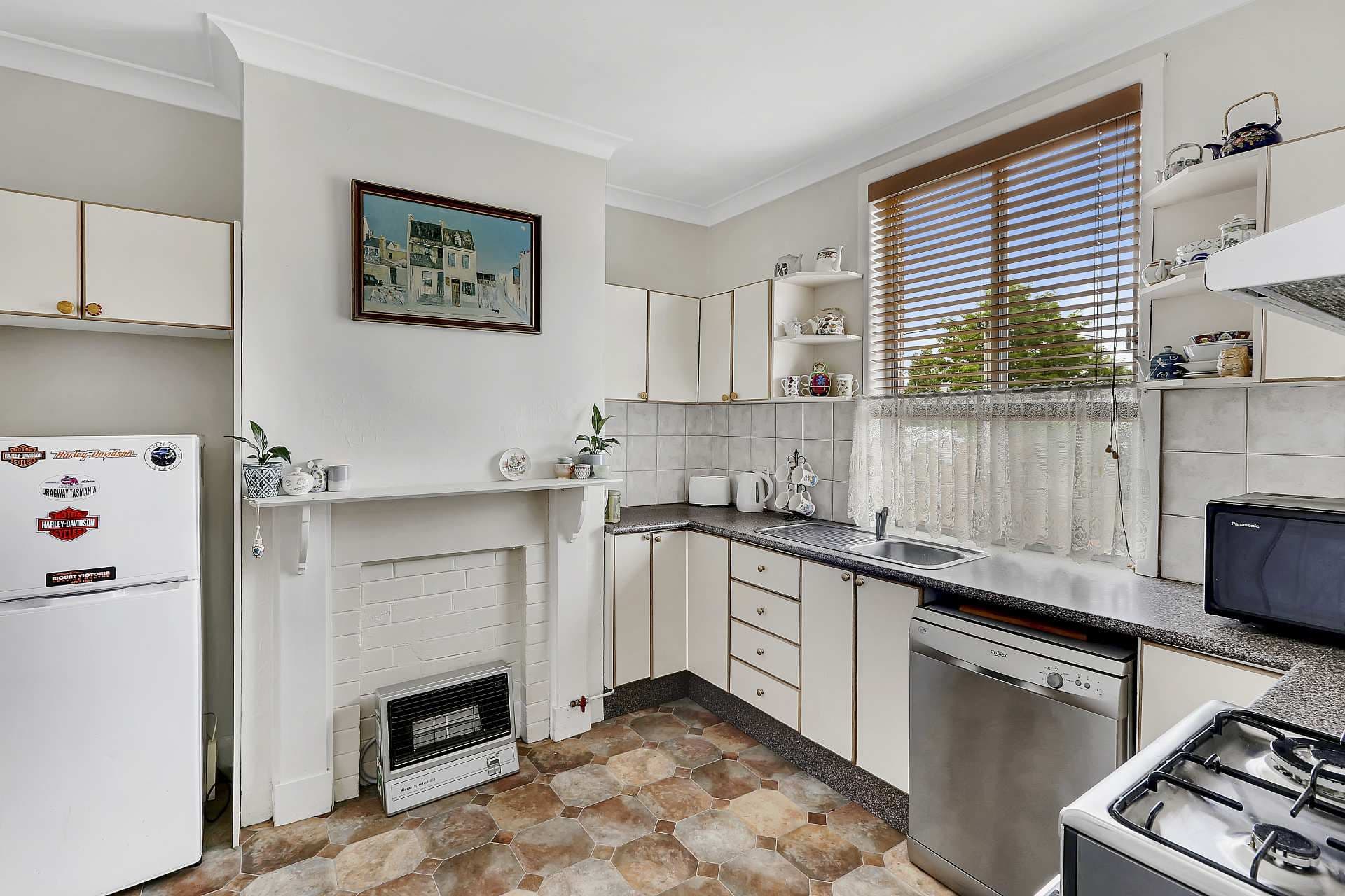 2 MENA Place, Lithgow NSW 2790, Lithgow - Thumbnail 3