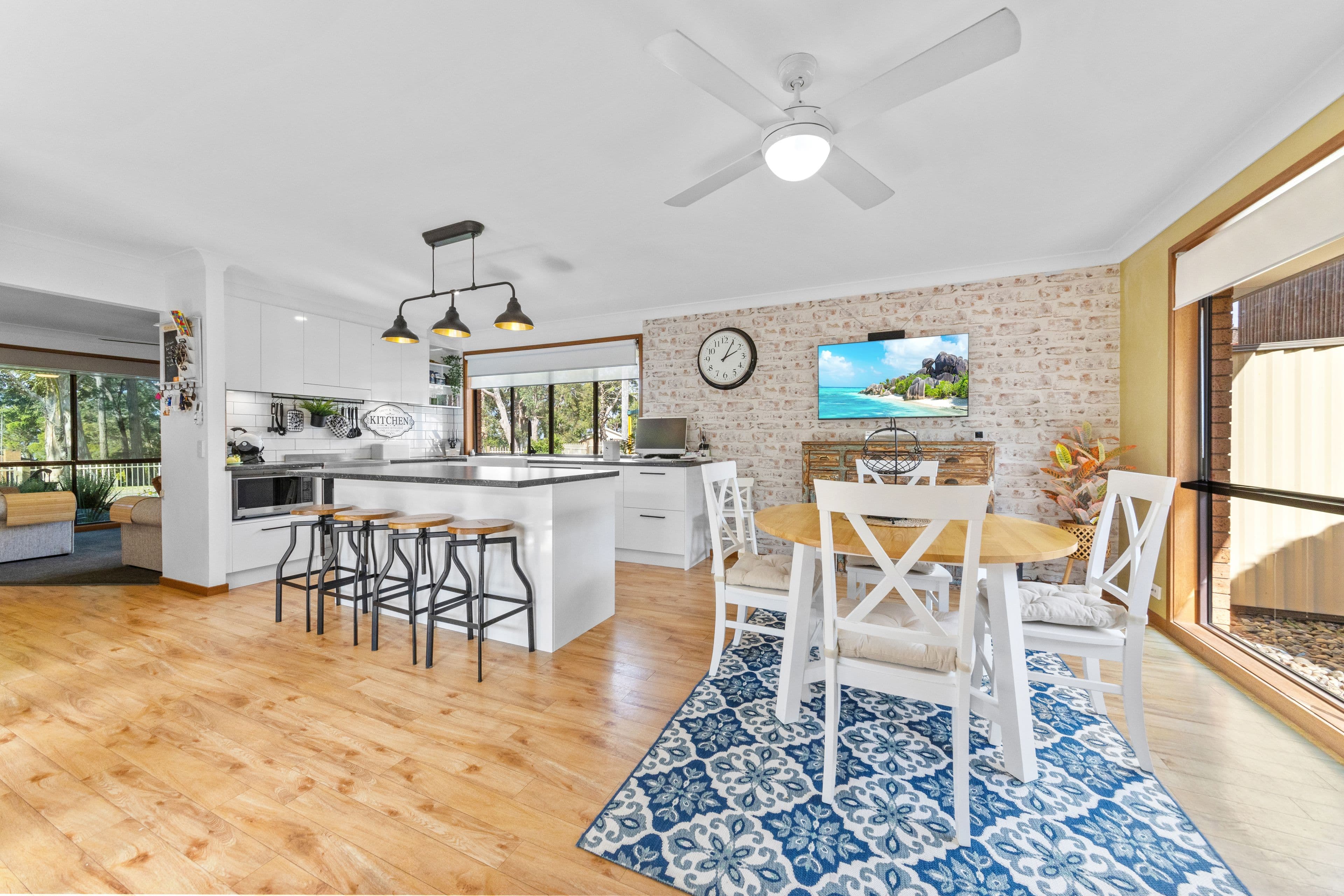 72 Malvina Parade, Lake Haven NSW 2263, Lake Haven - Thumbnail 2