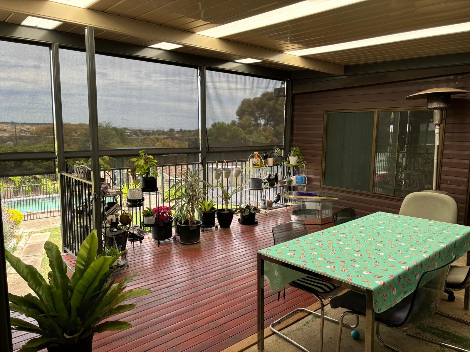 378 Honeypot Road, Huntfield Heights - Image 1