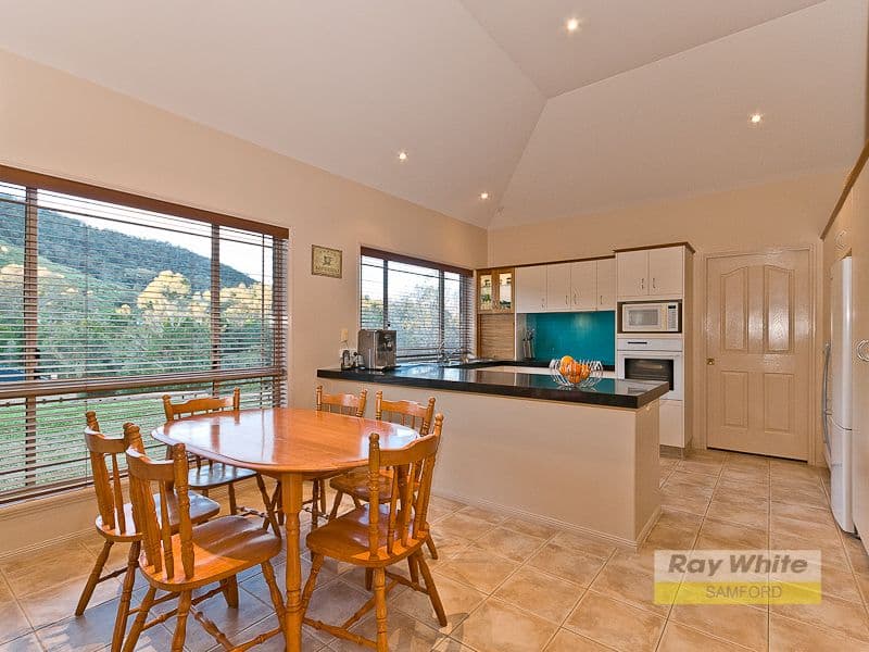 18 Brushwood Drive, SAMFORD VALLEY QLD 4520, Samford Valley - Thumbnail 2
