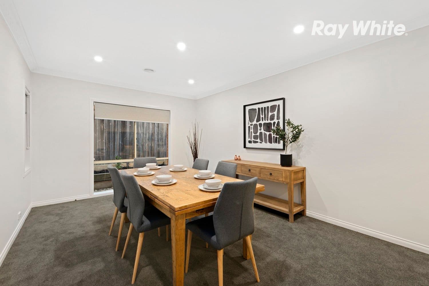 10 Aisha Crescent, Dingley Village VIC 3172, Dingley Village - Thumbnail 3
