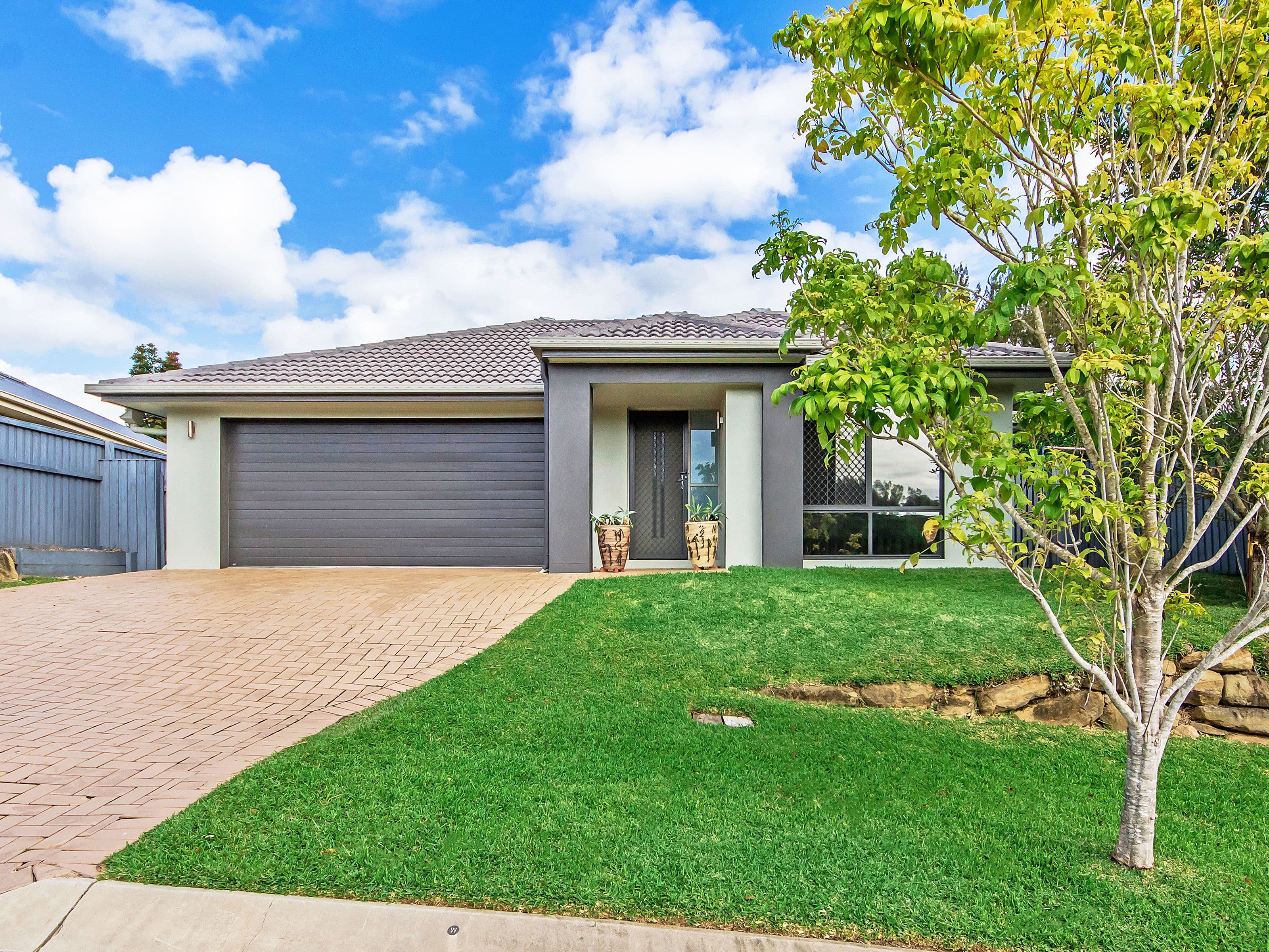 305/100 Western Beach Road, Geelong, Geelong - Image 1