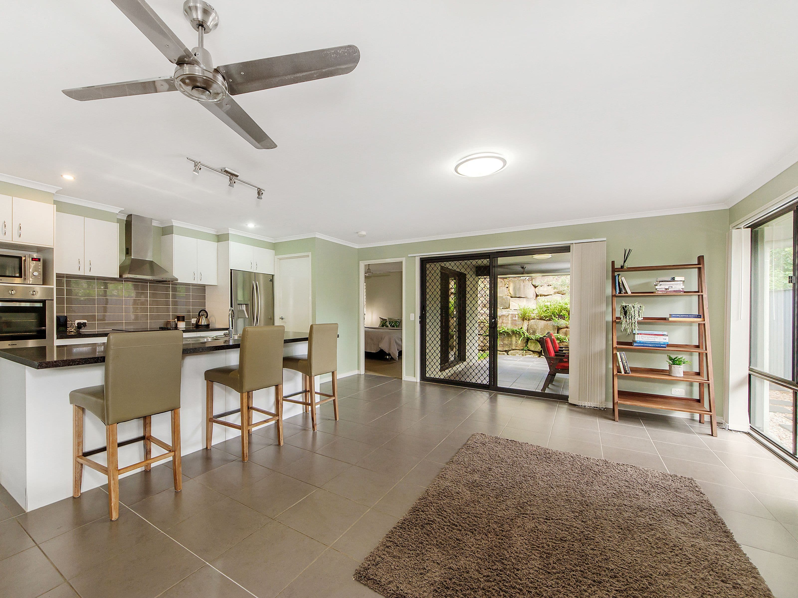 305/100 Western Beach Road, Geelong, Geelong - Thumbnail 3