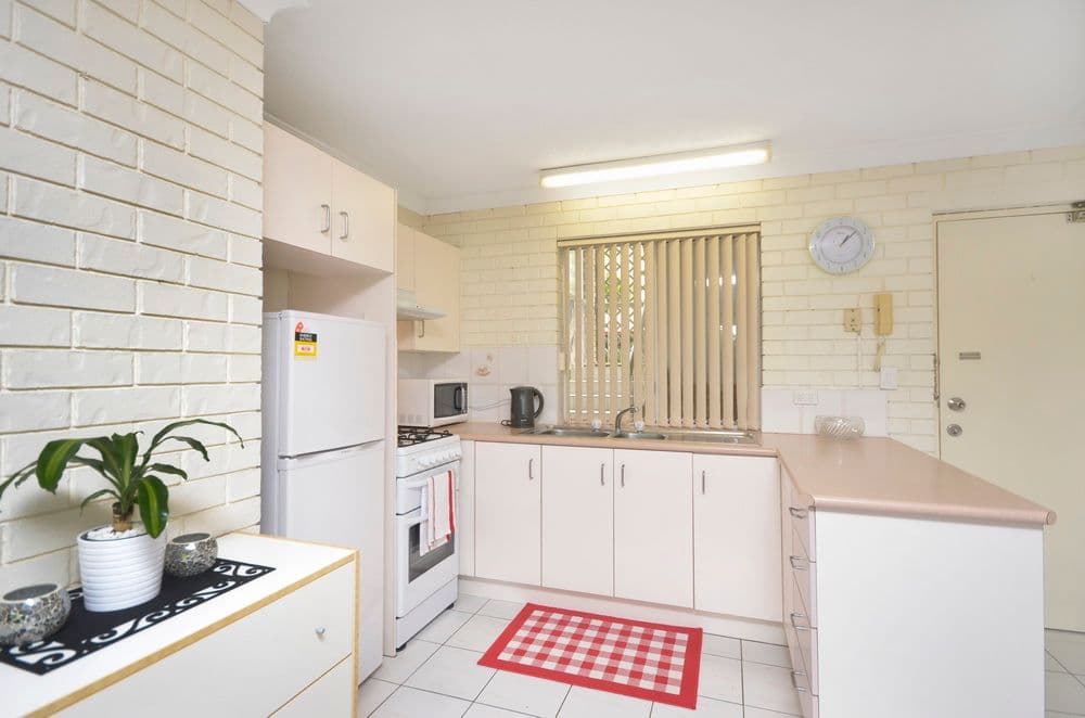 11 Baragoola Street, COORPAROO QLD 4151, Coorparoo - Thumbnail 5