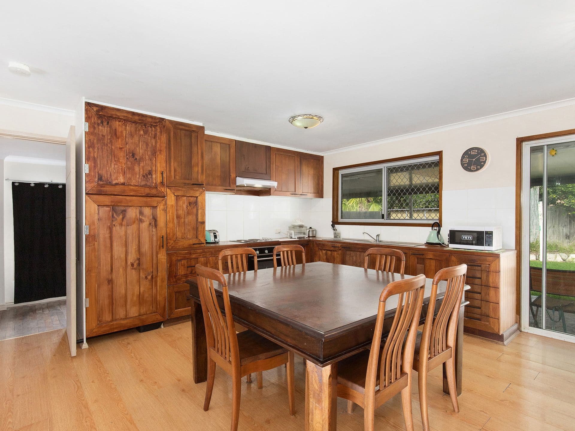 33 Shields Street, Mount Warren Park QLD 4207, Mount Warren Park - Thumbnail 8