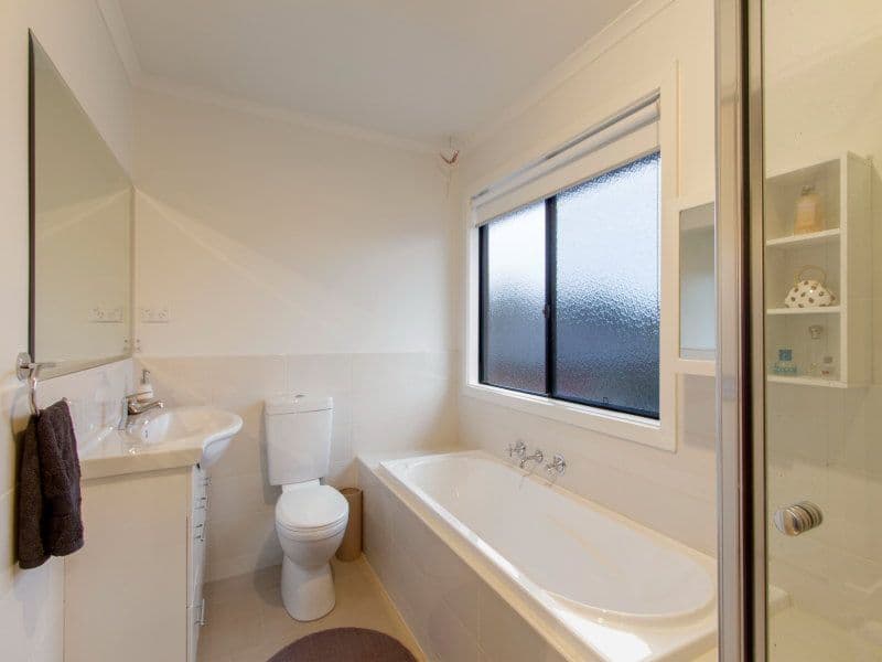18 Armata Crescent, FRANKSTON NORTH VIC 3200, Frankston North - Thumbnail 7