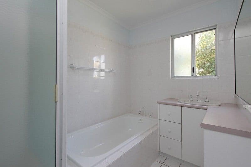 29 Beverley Street, EAST MACKAY QLD 4740, East Mackay - Thumbnail 4