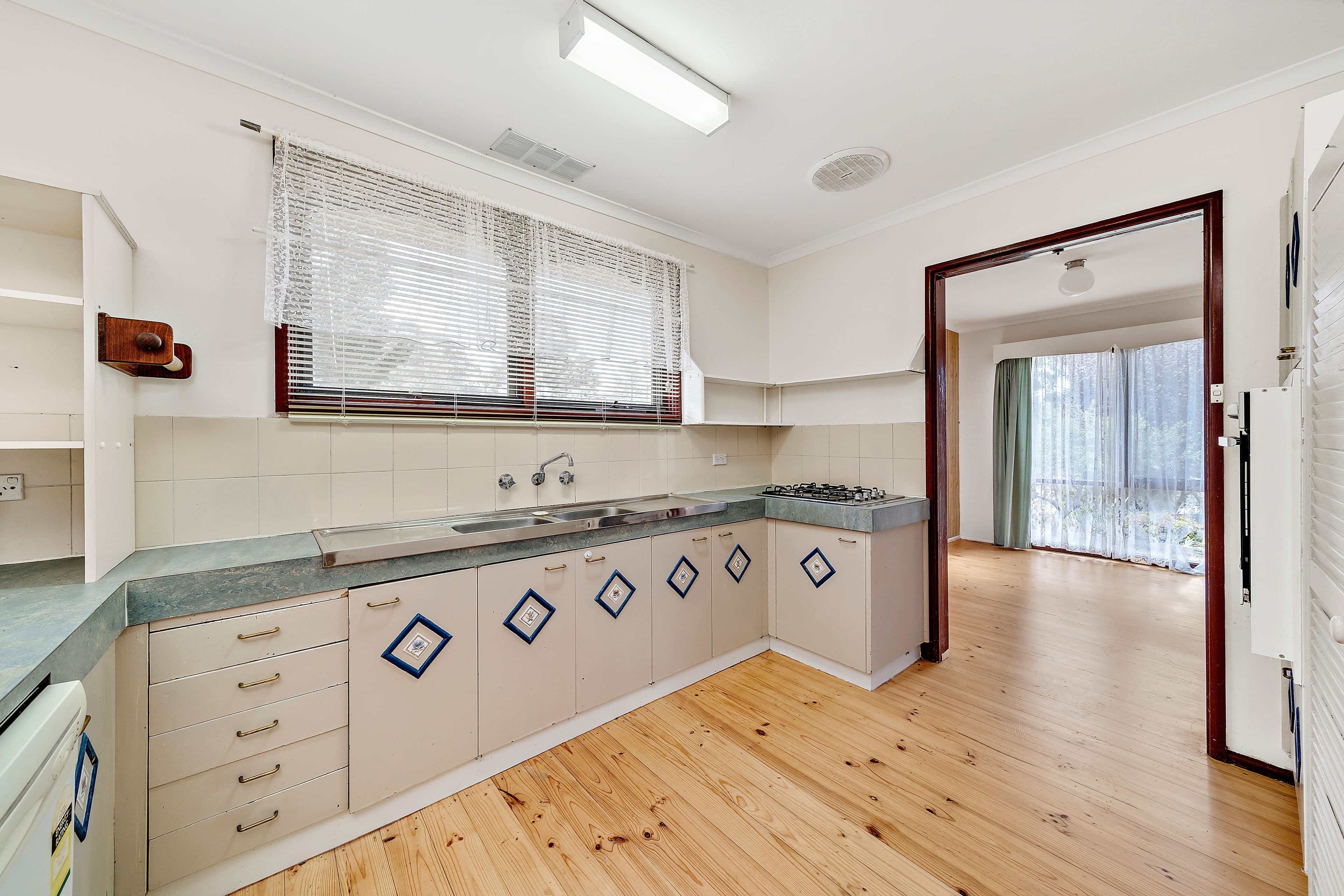 18 McDougall Street, Charnwood ACT 2615, Charnwood - Thumbnail 5