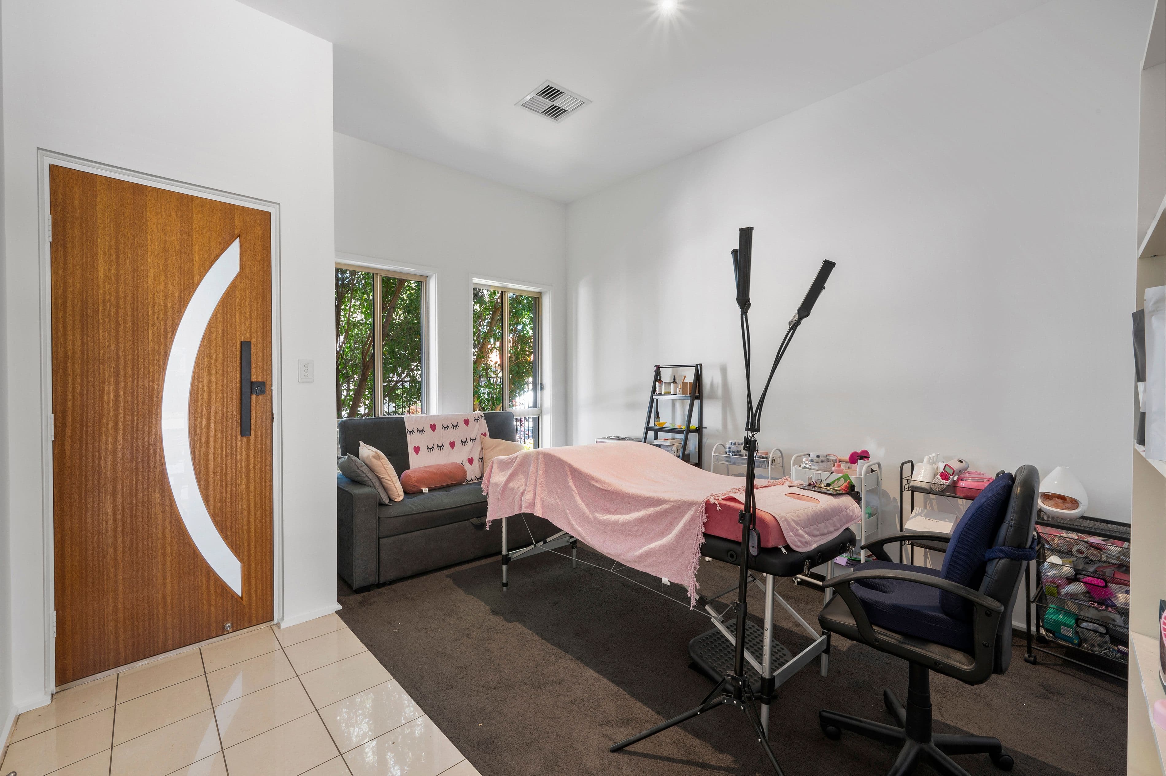 27 Marvin Street, Eastern Heights QLD 4305, Eastern Heights - Thumbnail 3