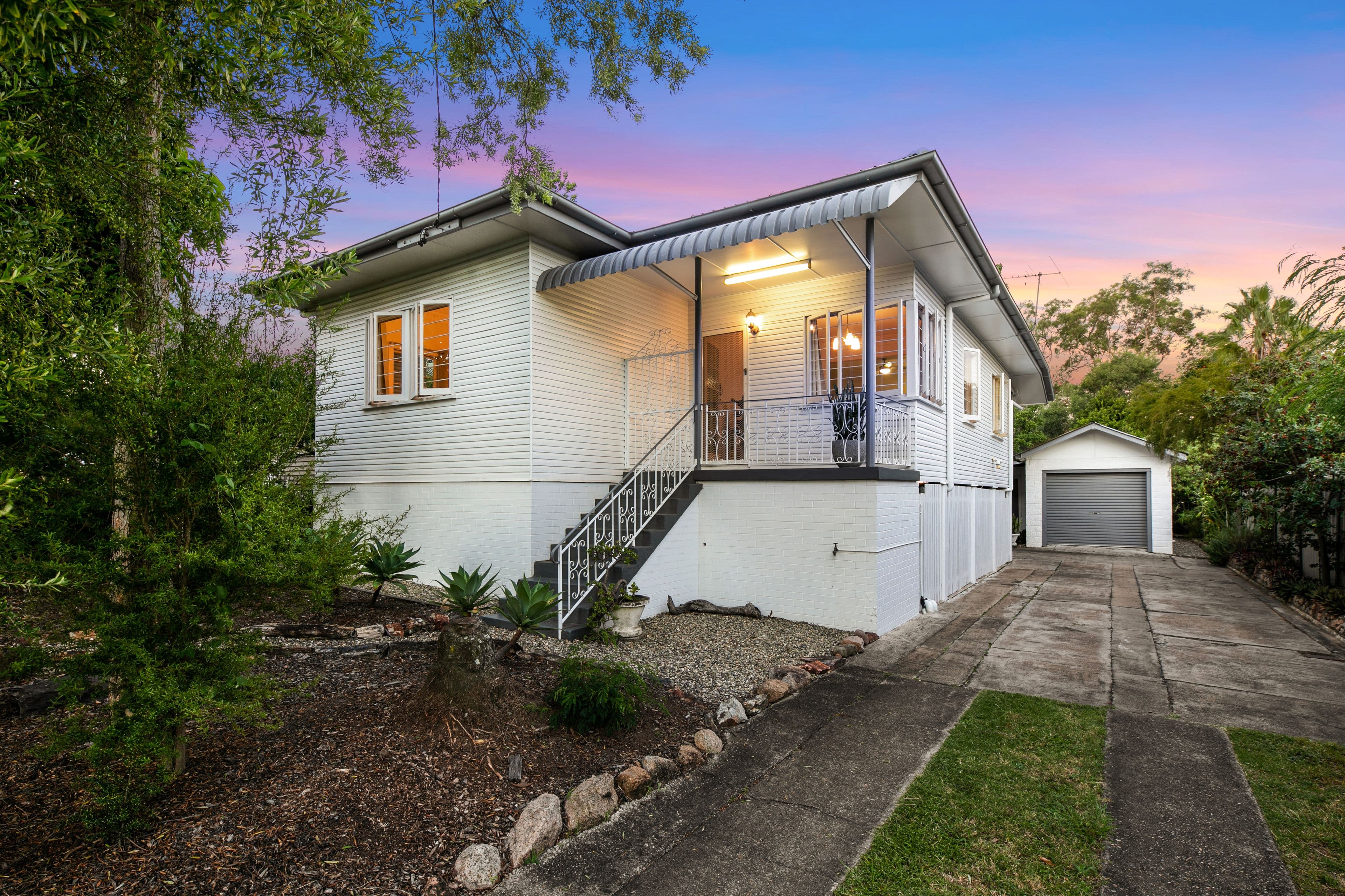 190 Dowding Street, Oxley QLD 4075, Oxley - Image 1