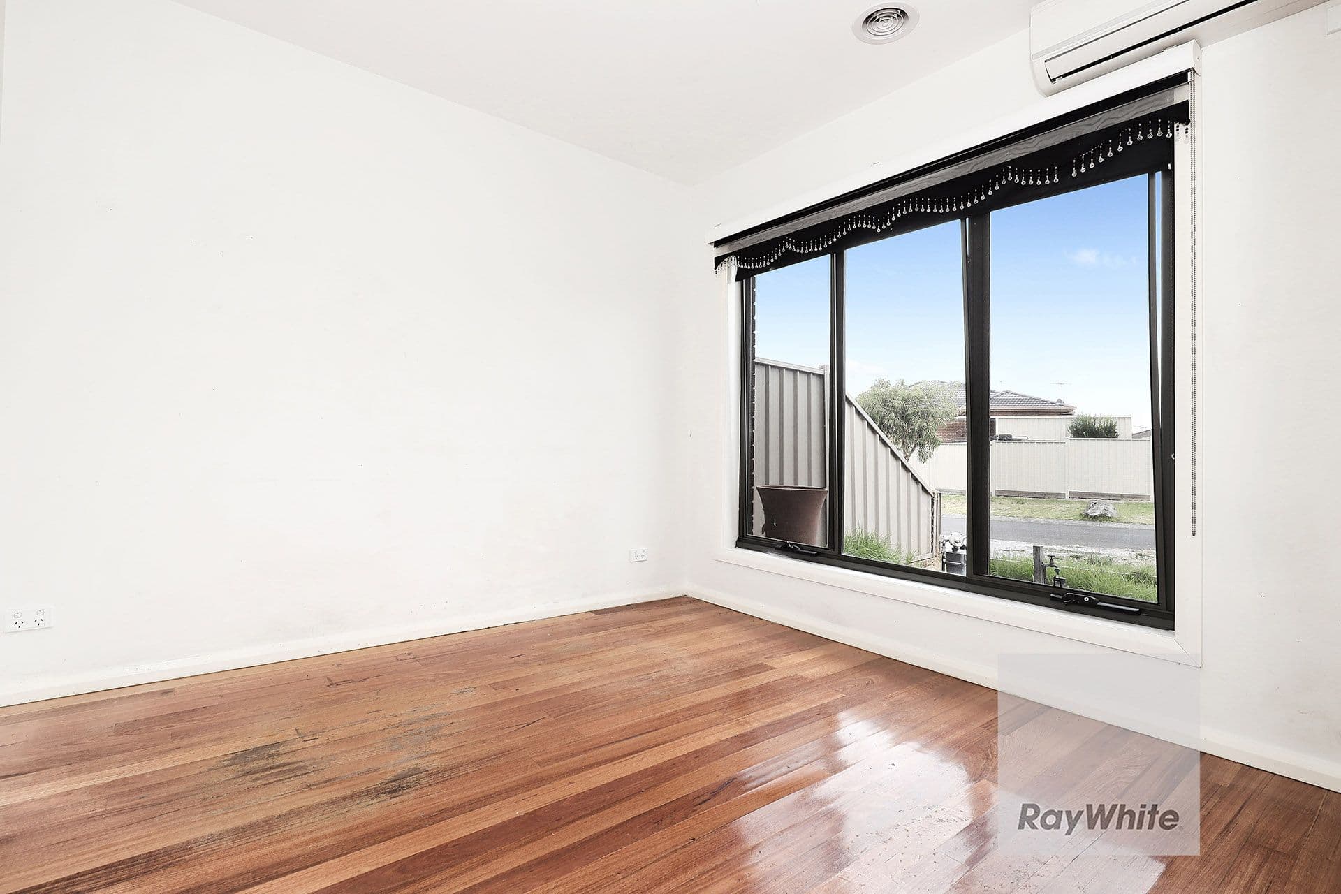 26a Pinnaroo Circuit, Meadow Heights VIC 3048, Meadow Heights - Thumbnail 6
