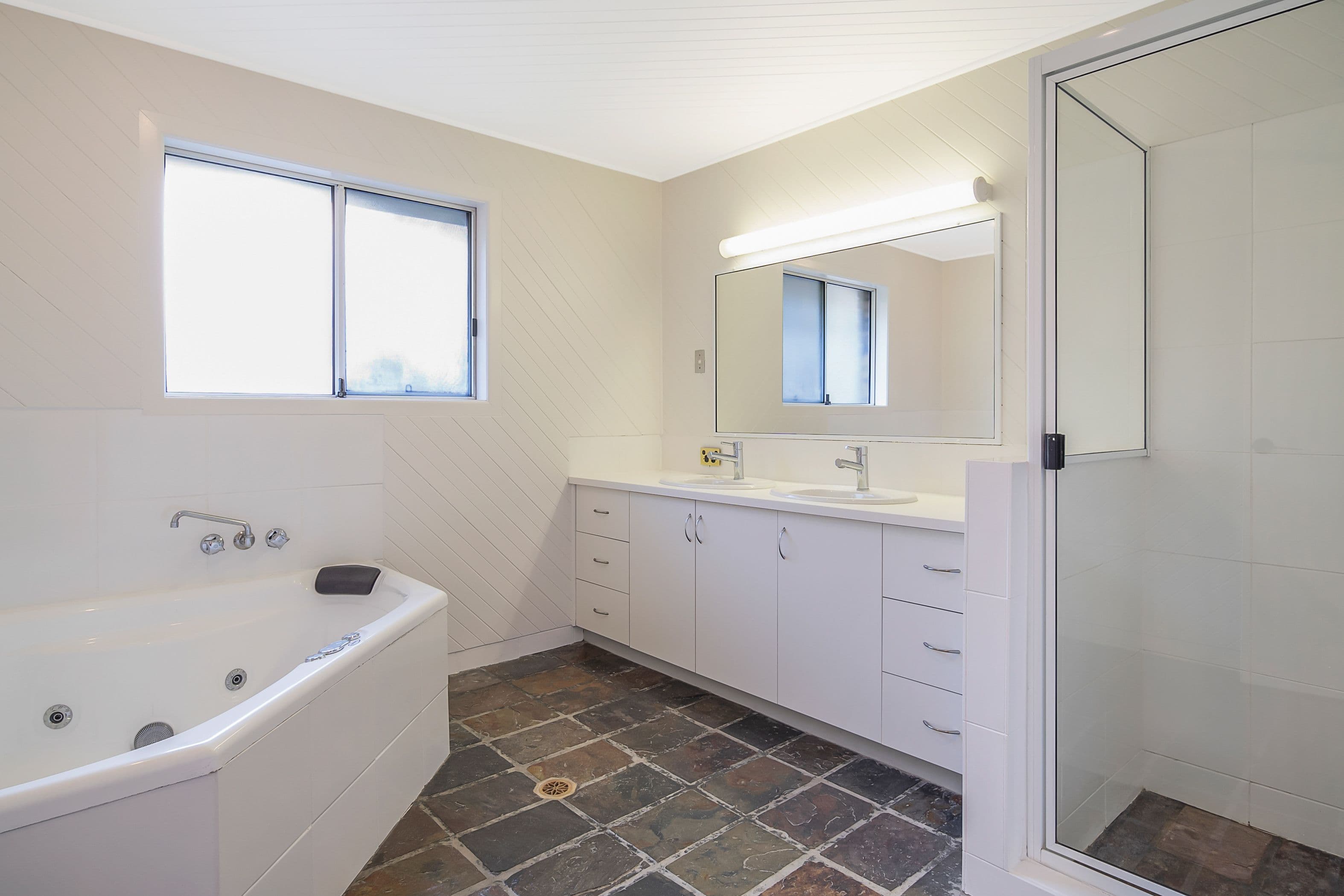 13-15 Jessica Court, Heritage Park QLD 4118, Heritage Park - Thumbnail 8
