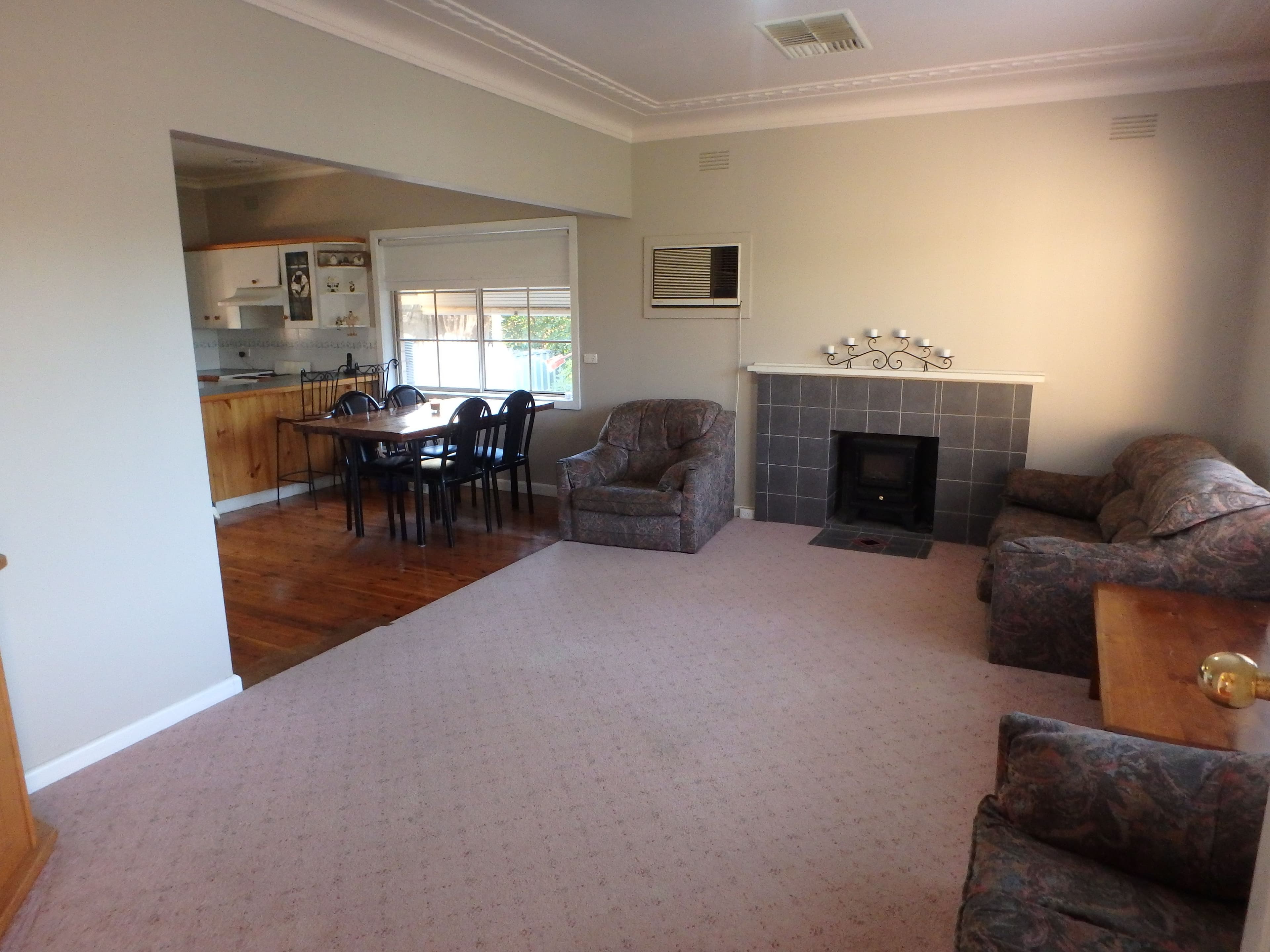 110 Kitchener Road, Temora - Thumbnail 7