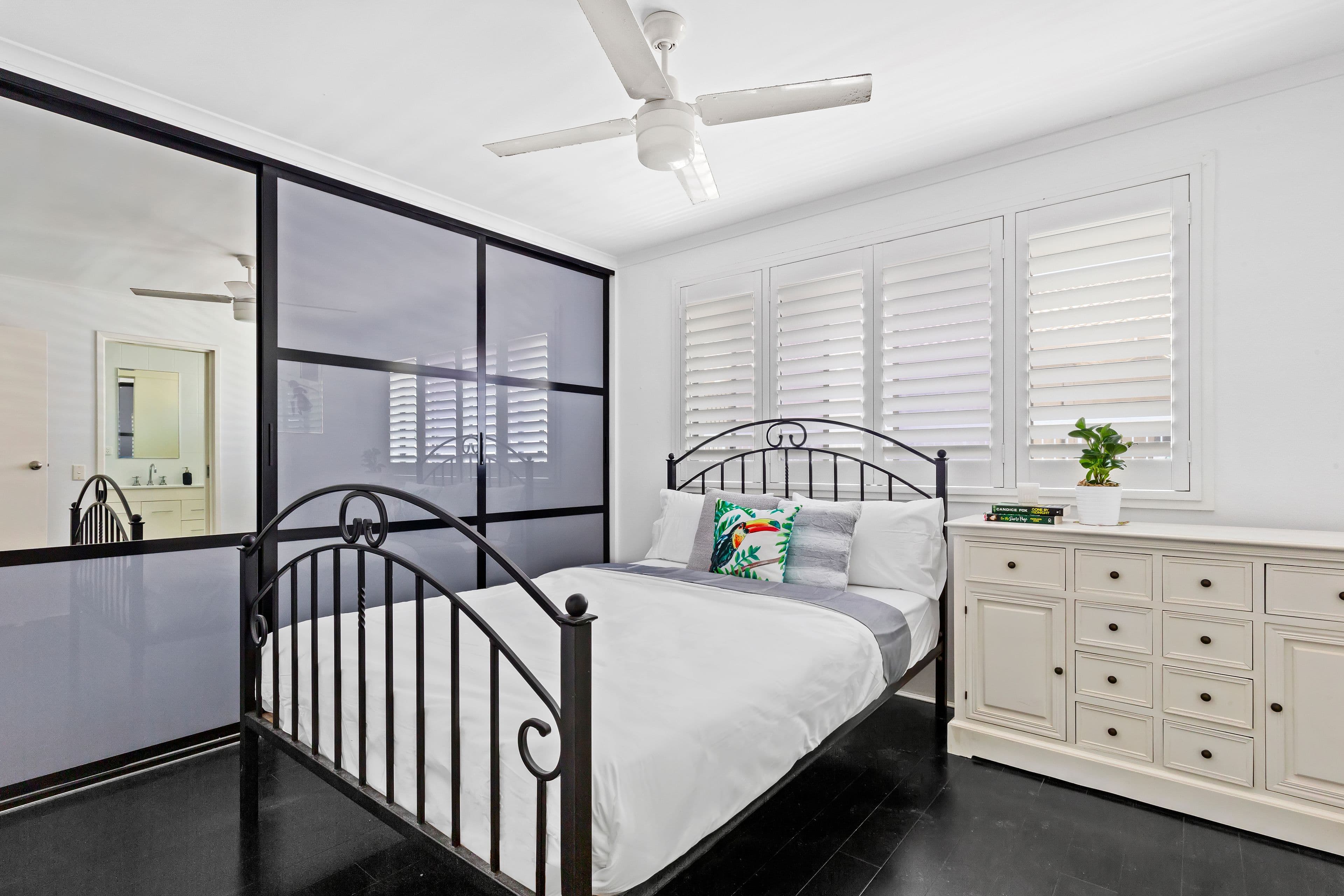 12 Rosewood Avenue, Broadbeach QLD 4218, Broadbeach - Image 1