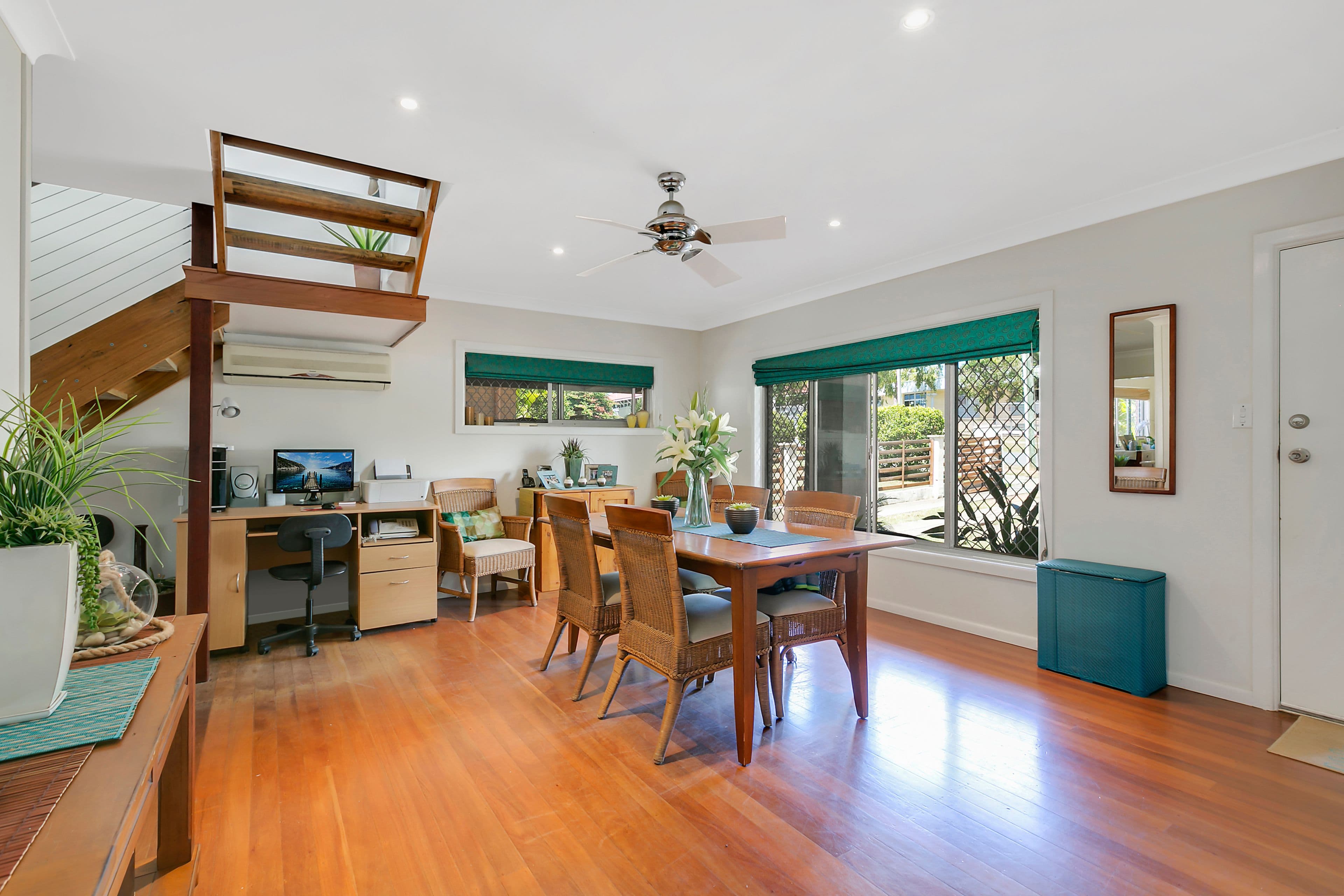 45 Gordon Street, Labrador QLD 4215, Labrador - Thumbnail 3