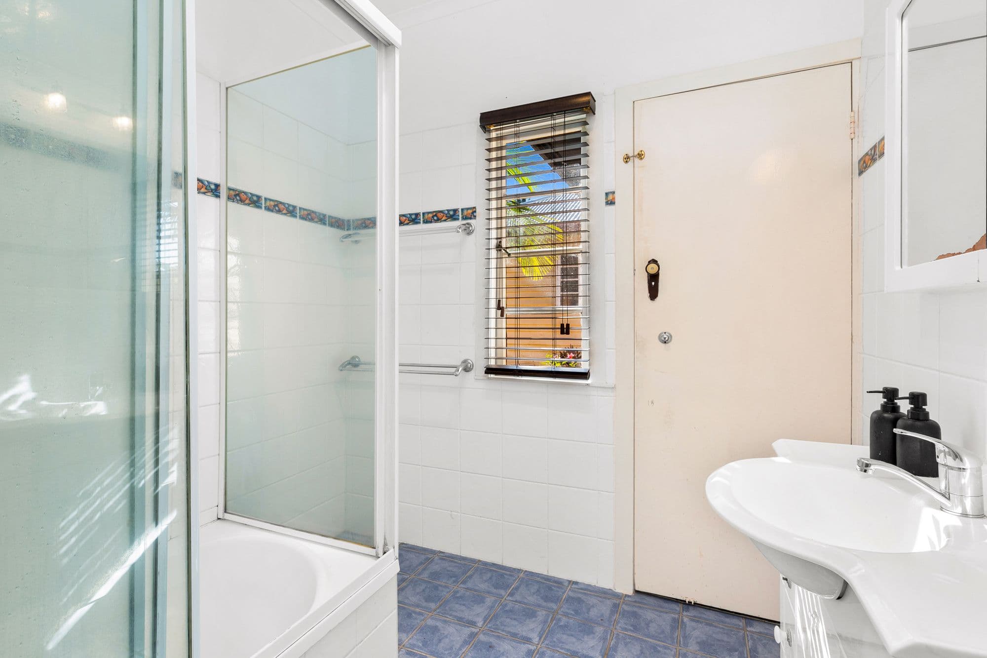 55 Elizabeth Street, Sherwood QLD 4075, Sherwood - Thumbnail 8