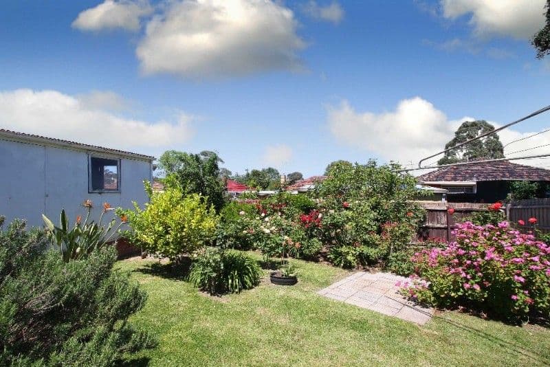 13 Keats Avenue, KINGSBURY VIC 3083, Kingsbury - Thumbnail 3
