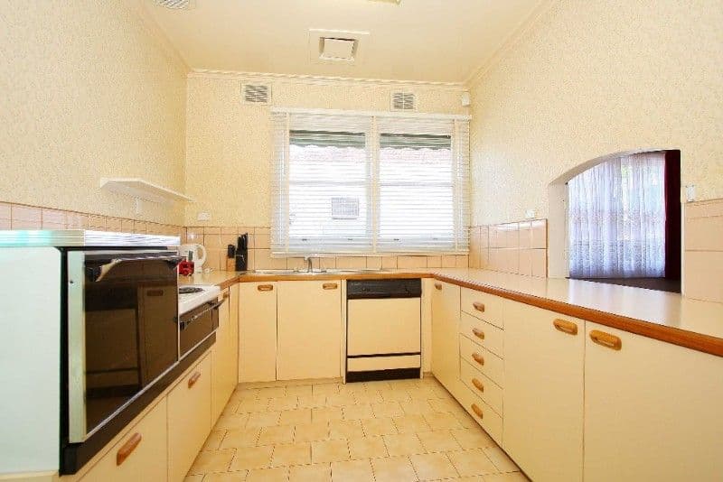 13 Keats Avenue, KINGSBURY VIC 3083, Kingsbury - Thumbnail 4