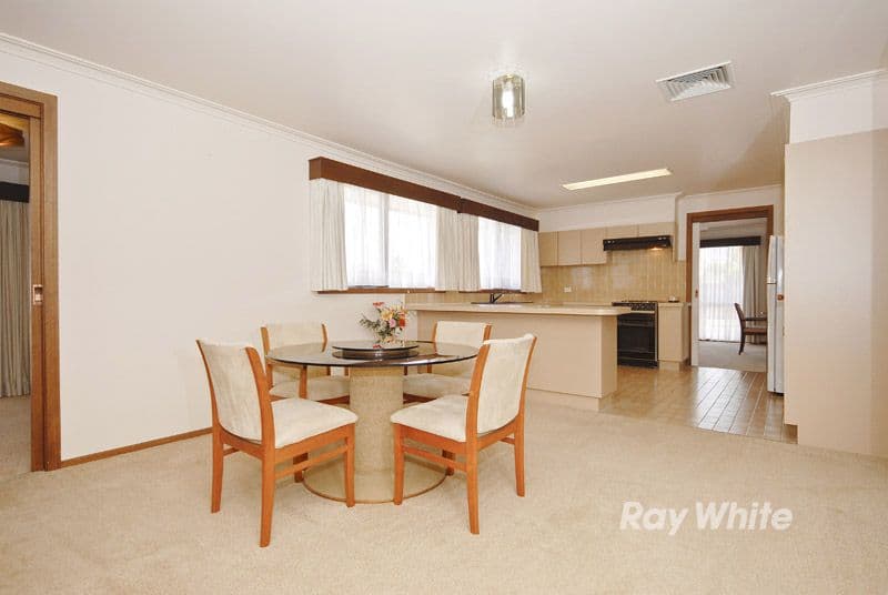 153 Argyle Way, WANTIRNA SOUTH VIC 3152, Wantirna South - Thumbnail 4