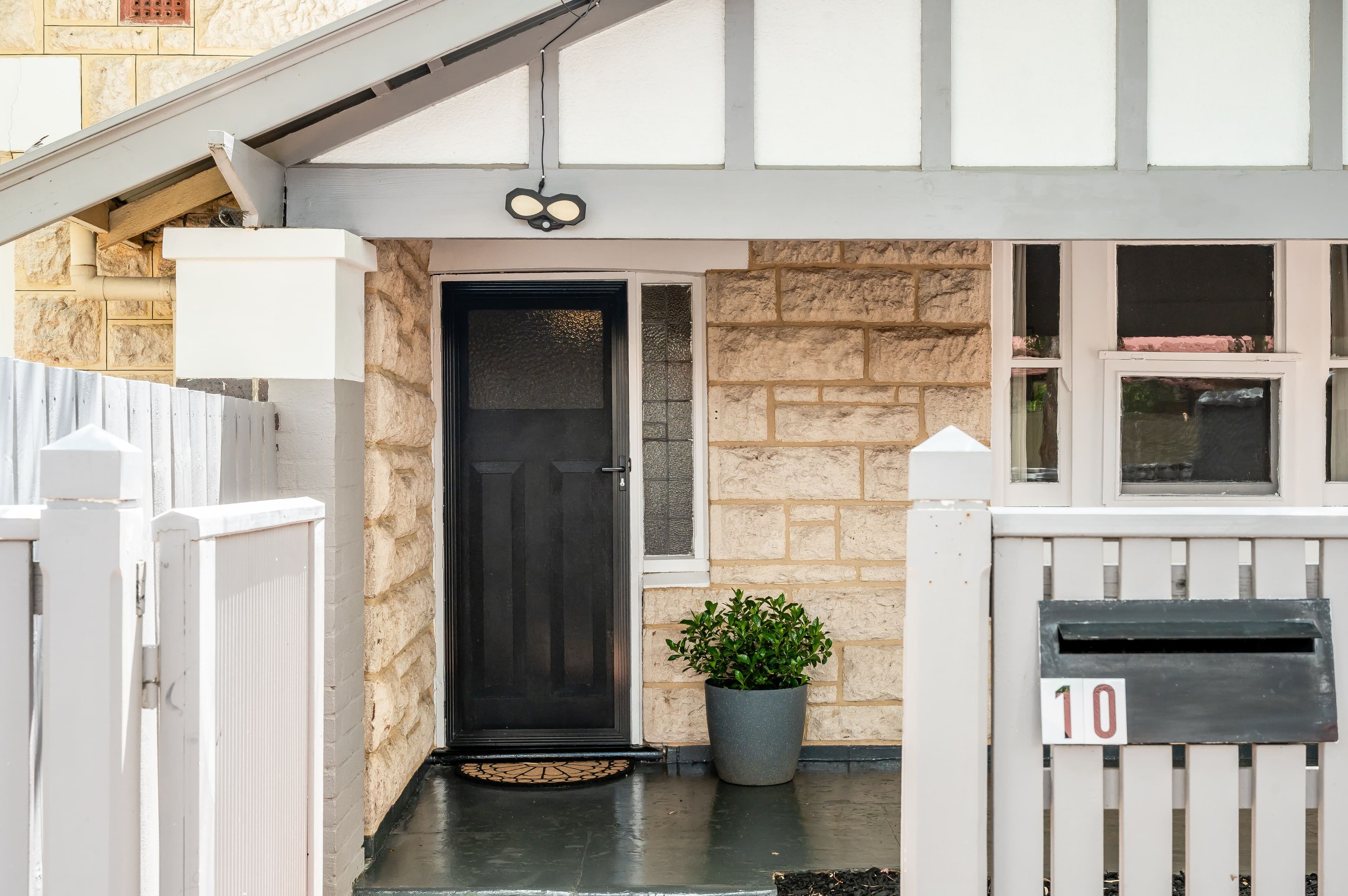 10 Abbotsbury Place, Evandale SA 5069, Evandale - Thumbnail 2