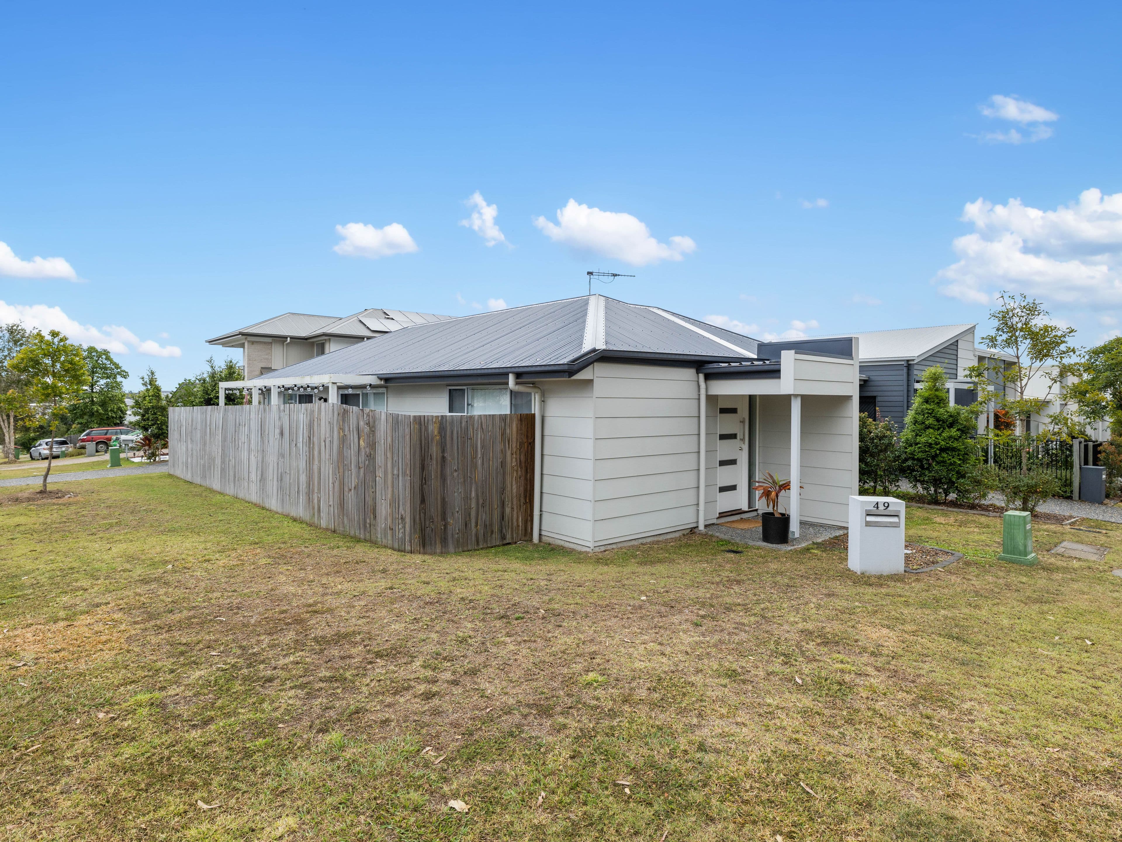 49 Meadows Circuit, Bellbird Park QLD 4300, Bellbird Park - Thumbnail 3