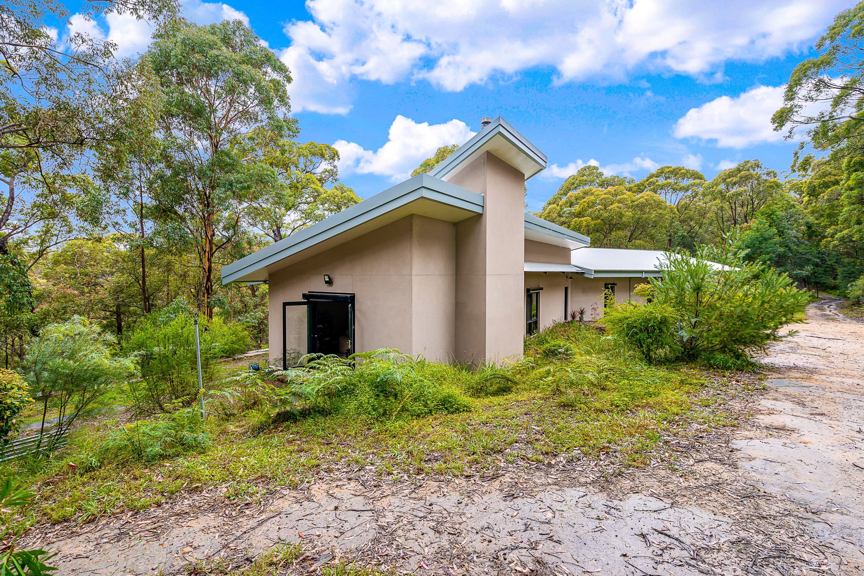 1017 Mountain Lagoon Road, Mountain Lagoon NSW 2758, Mountain Lagoon - Thumbnail 3