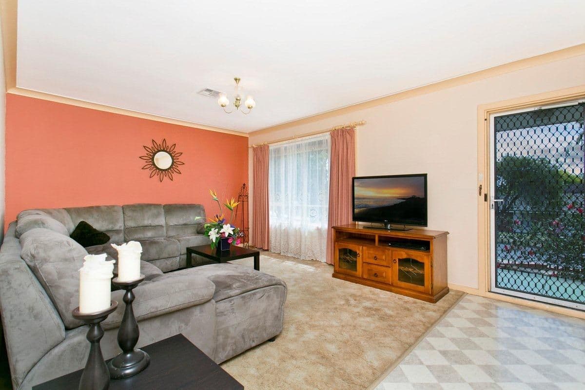 9 Addington Avenue, SURREY DOWNS SA 5126, Surrey Downs - Thumbnail 2