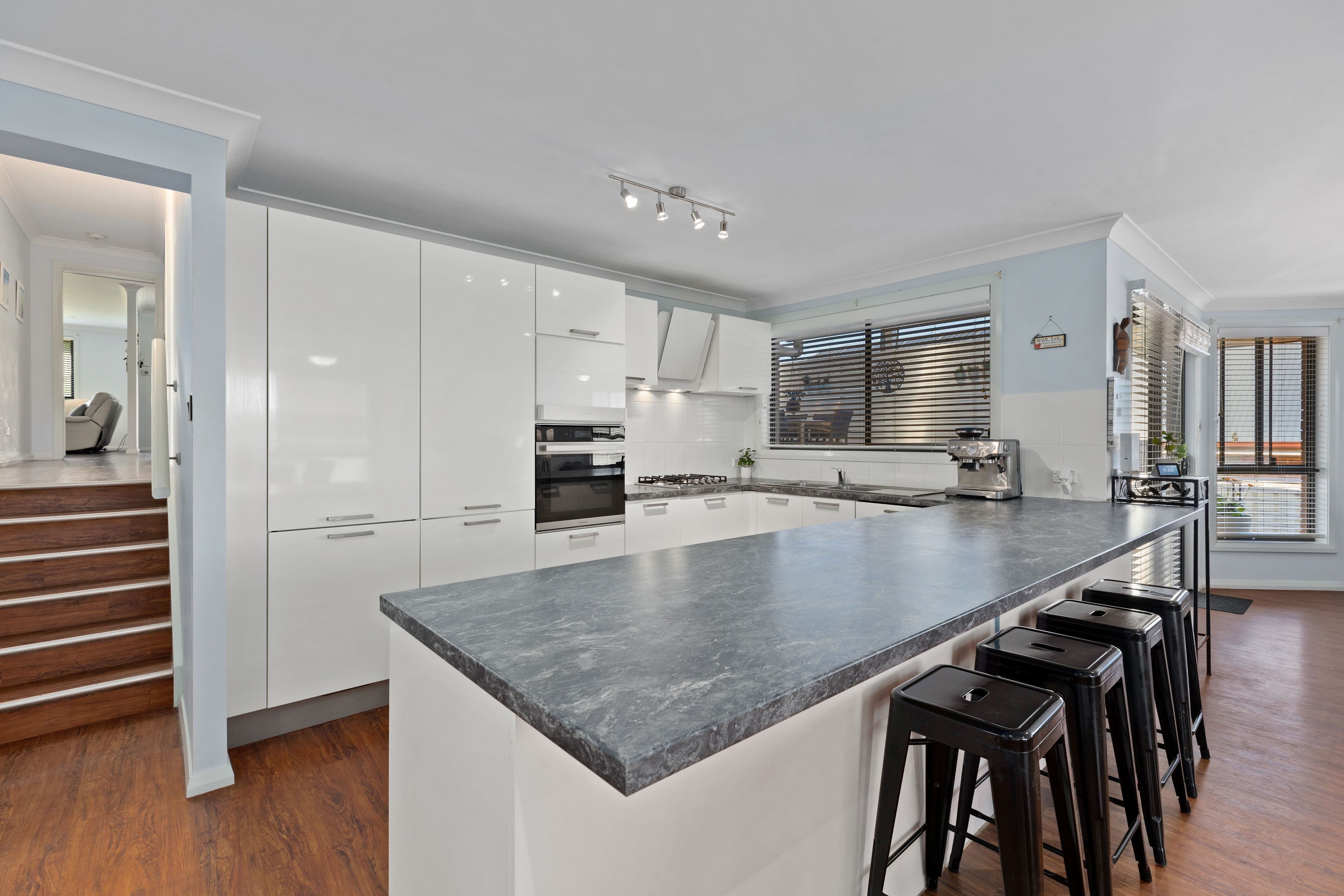 42 Warrigal Street, Nowra NSW 2541, Nowra - Thumbnail 2