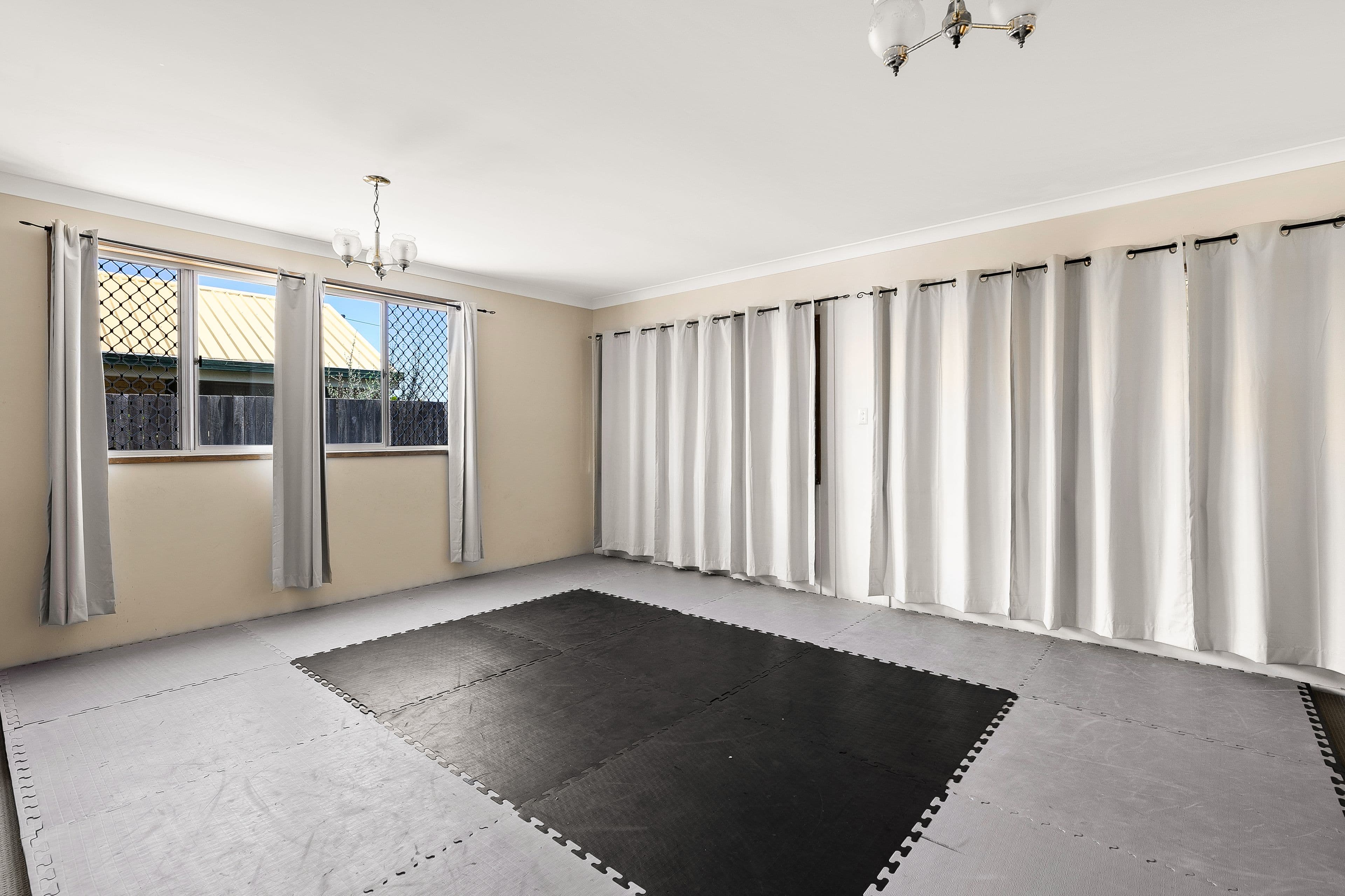 2 Bischof Street, Wilsonton Heights QLD 4350, Wilsonton Heights - Thumbnail 7